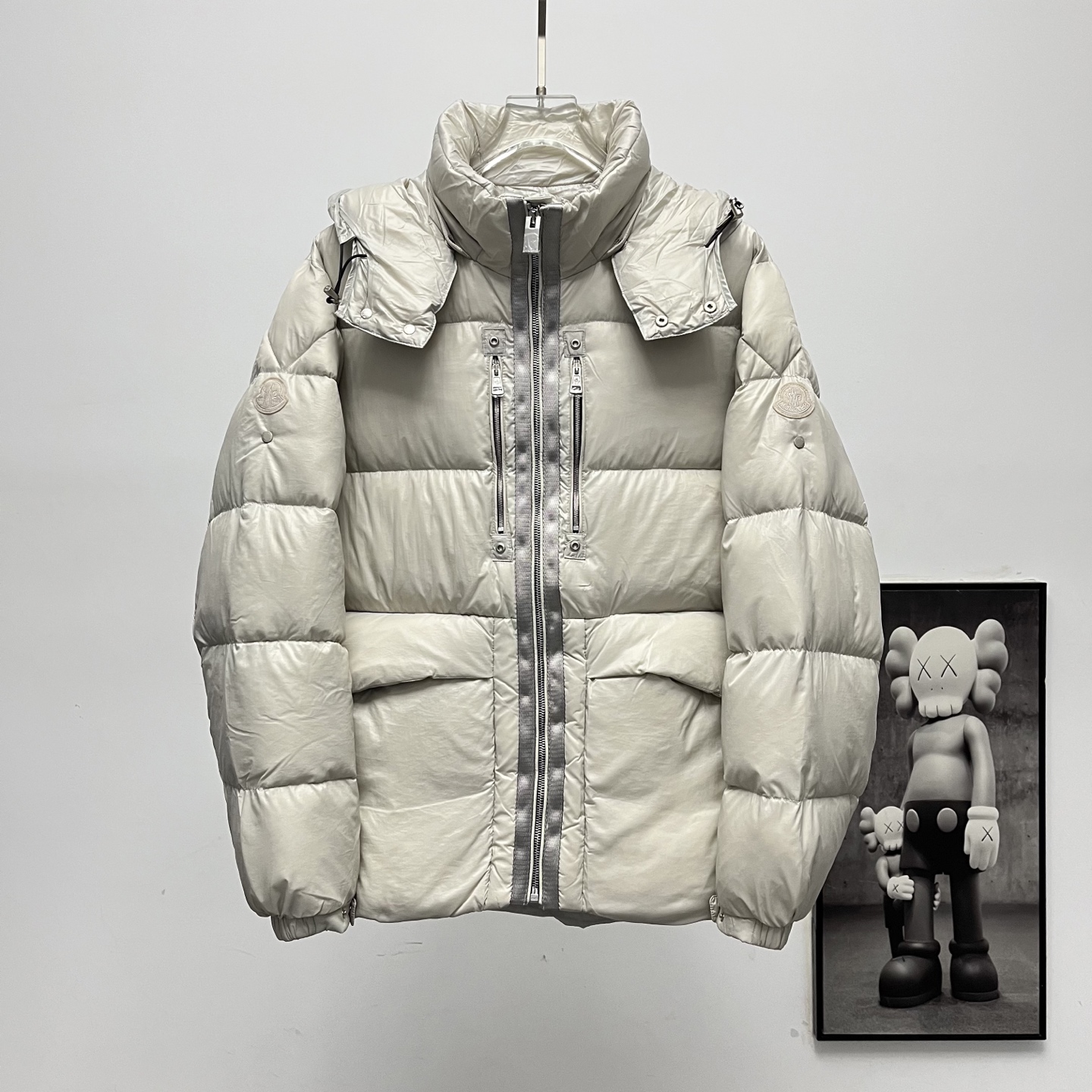 终端供应💰530

Moncler丨蒙口双拉链宋茜同款羽绒服

Size：1-5