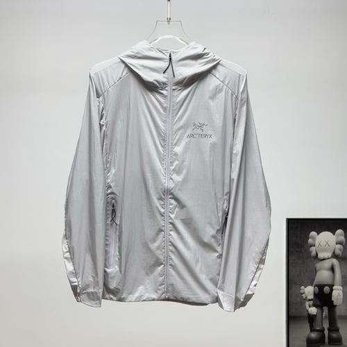 Video de toma real _ ARC‘TERYX丨Archaeopteryx ATOM SL Ropa de protección solar con capucha Talla: S-4XL