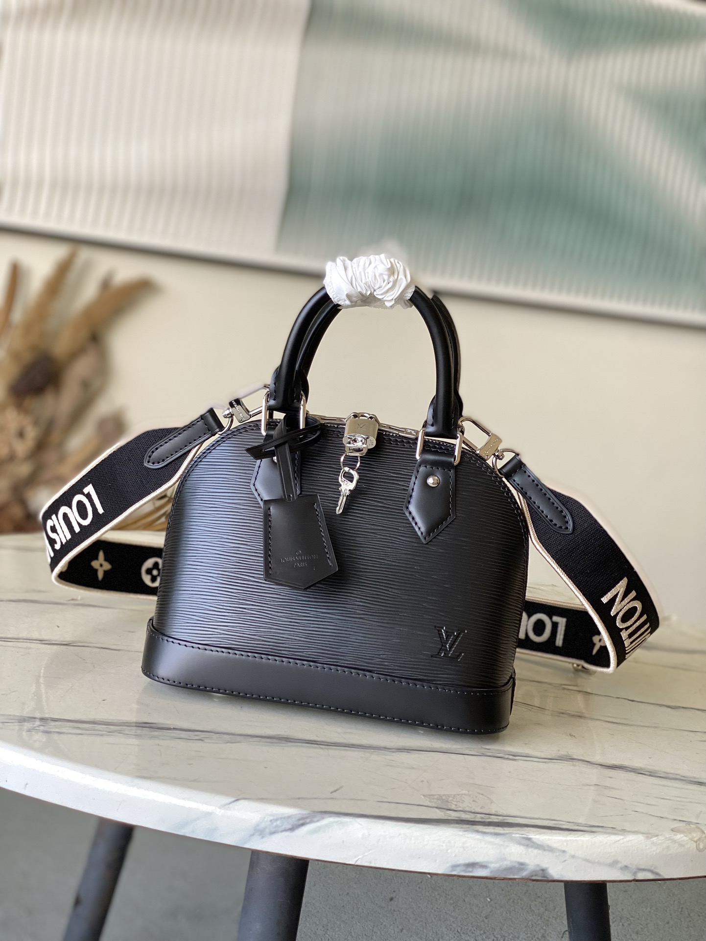 LV Style Black Leather Top Handle Bag Lookbook Reference image 1