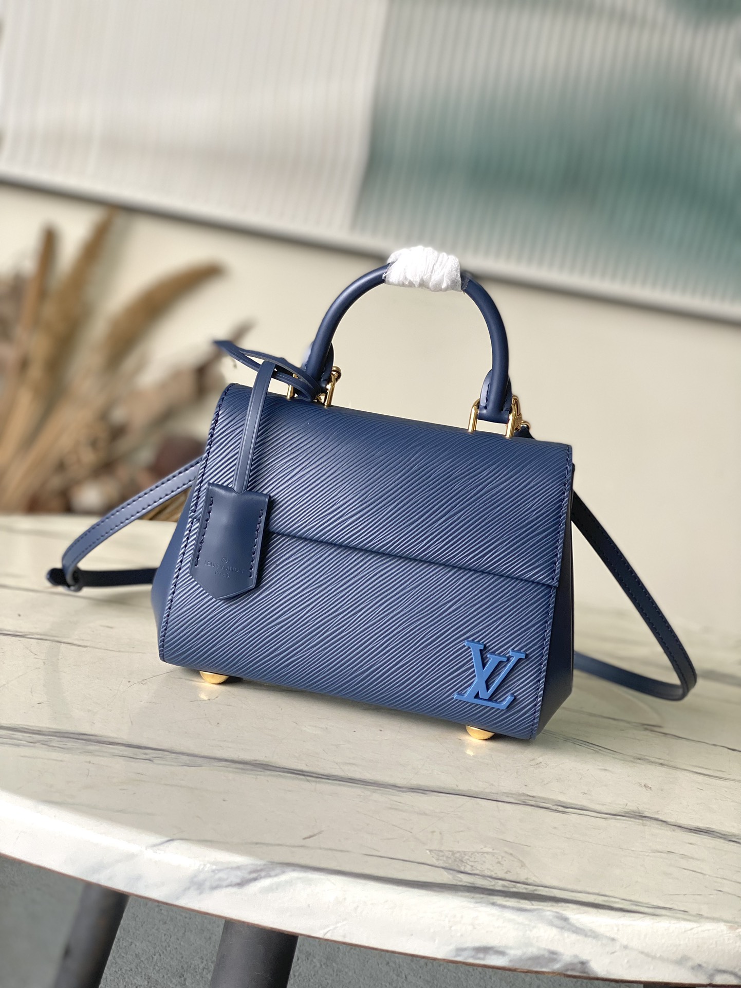 LV Style Beige Leather Shoulder Bag Lookbook Reference image 1