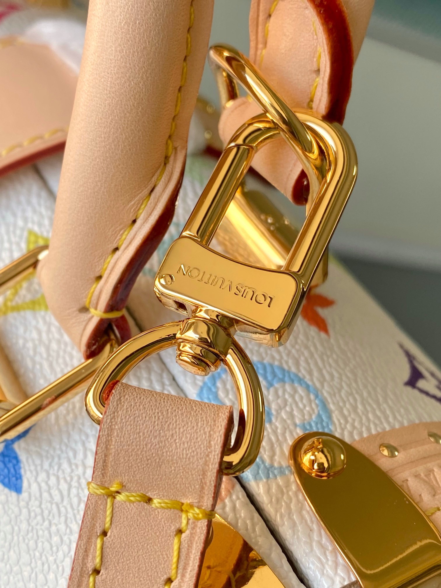 LV Style White Leather Top Handle Bag style reference detail image 8 from source 760028