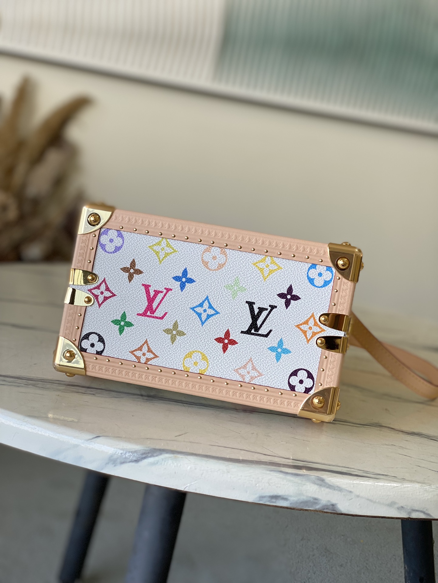 LV Style White Leather Top Handle Bag style reference detail image 4 from source 760028