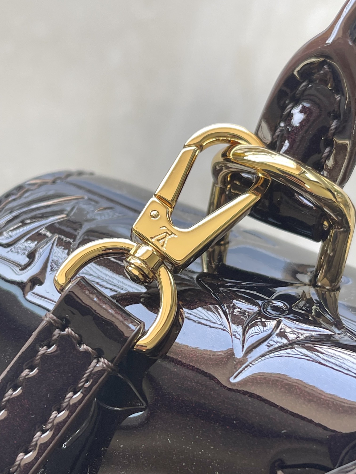 LV Style Beige Leather Top Handle Bag style reference detail image 6 from source 765201