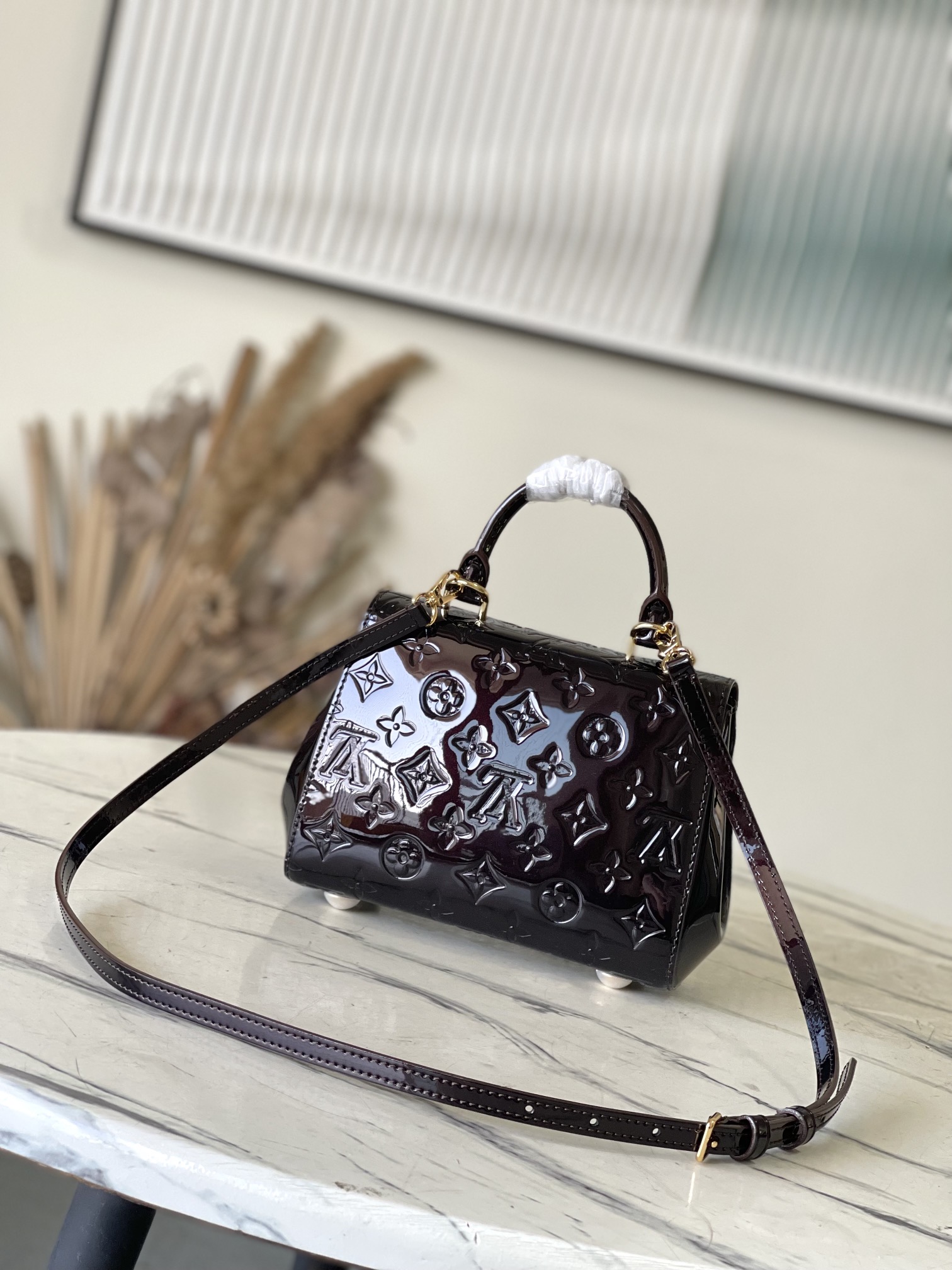 LV Style Beige Leather Top Handle Bag style reference detail image 3 from source 765201