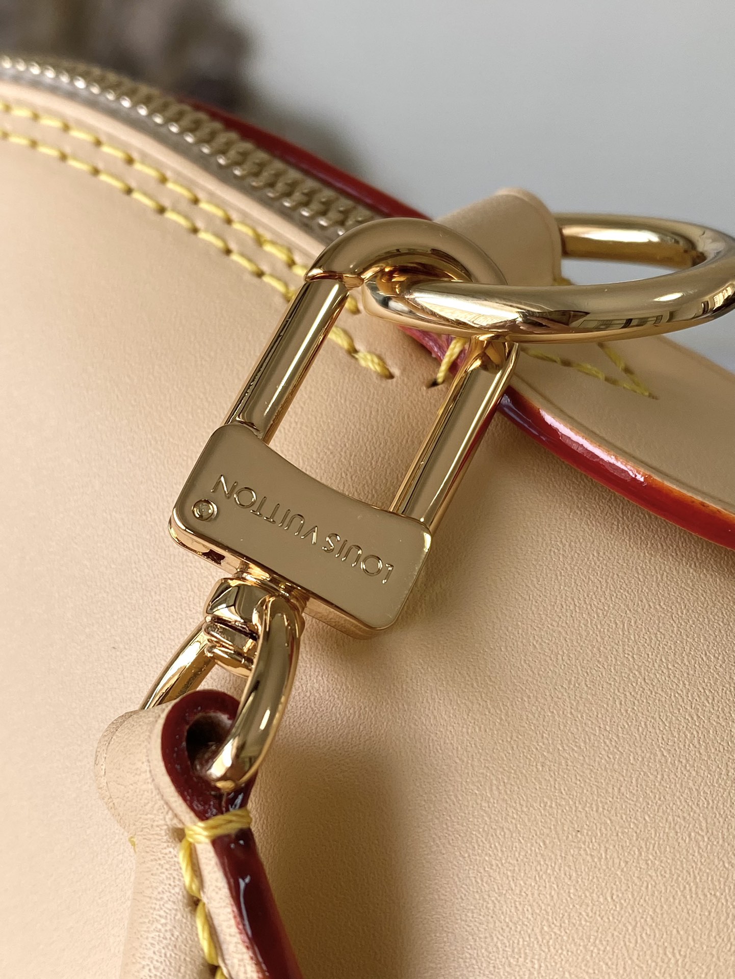 LV Style Beige Leather Top Handle Bag style reference detail image 9 from source 770249