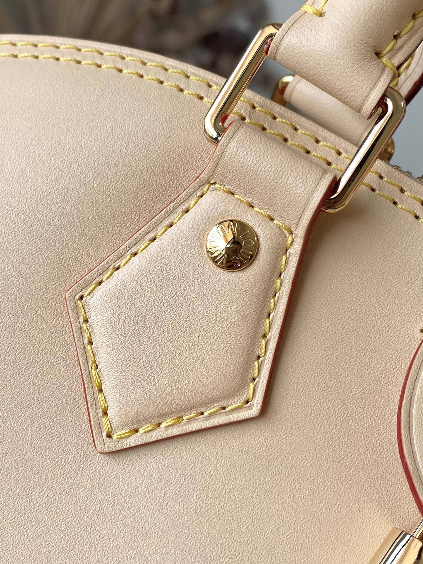 LV Style Beige Leather Top Handle Bag style reference detail image 5 from source 770249