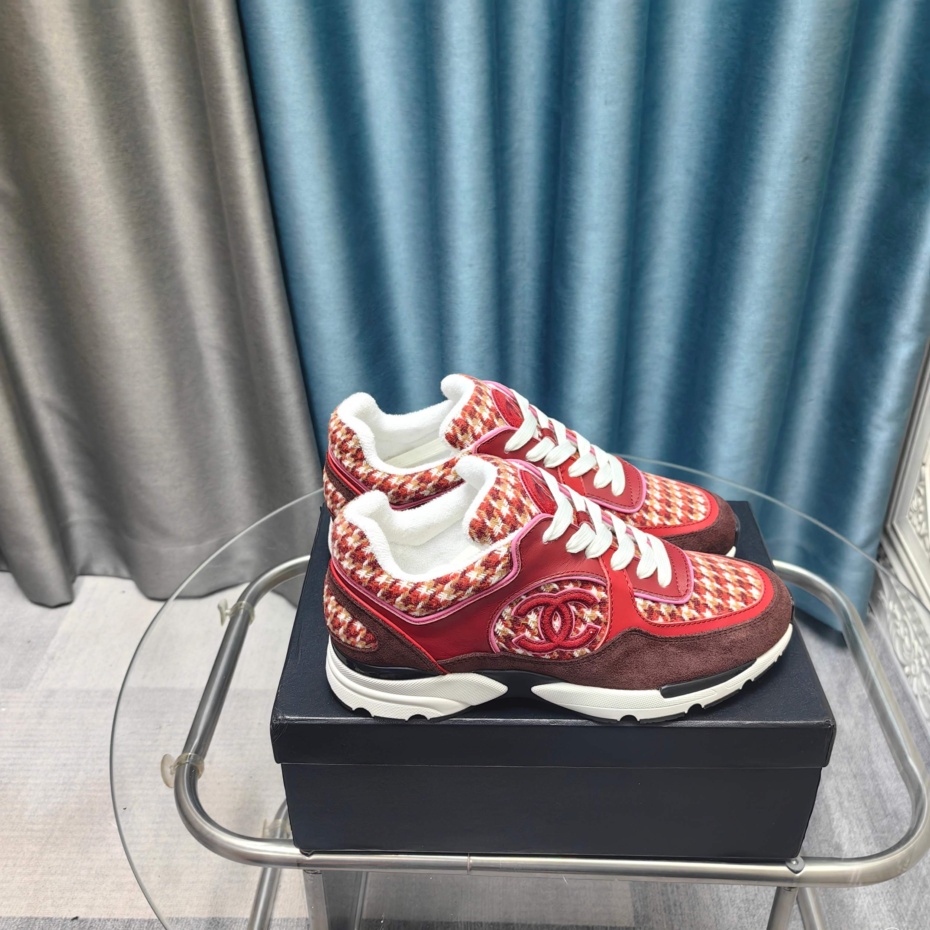 NO:234819,Chanel 25C new color sneakers, retro feel, leather terry towel cloth, soft and breathable. High-quality original bright sole Size: 35–40, casual shoes/sports shoes, chanel, sneakers19860909Chanel 25C新色运动鞋 复古感拉满,皮面拼毛巾布,柔软透气. 高品质原版亮光大底 Size:35–40,休闲鞋/运动鞋,chanel,sneakers,Women's Shoes