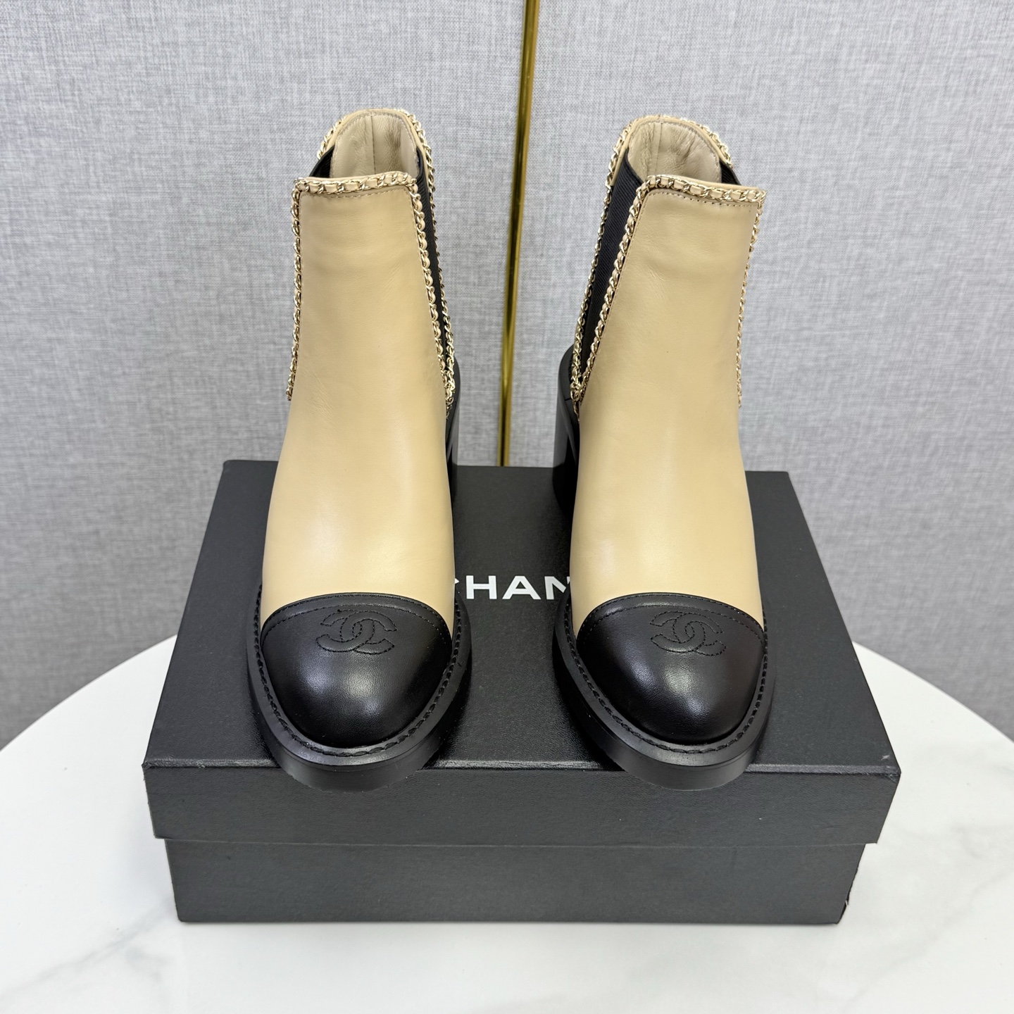 Botas cortas pequeñas y perfumadas Chanel*2025, ¡una prenda imprescindible para este otoño e invierno! ! Xiaohongshu re…