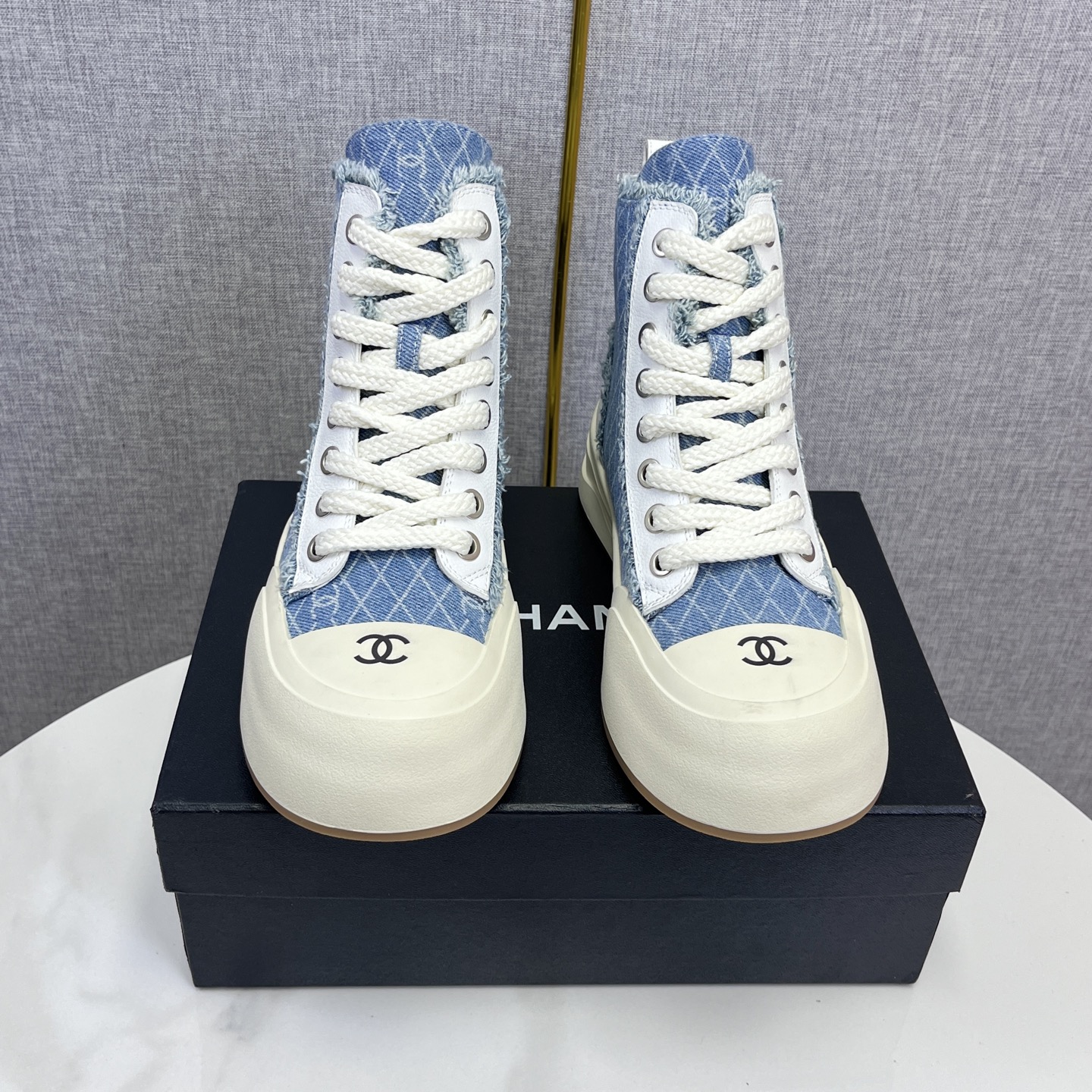 Botas cortas pequeñas y perfumadas Chanel*2025, ¡una prenda imprescindible para este otoño e invierno! ! Xiaohongshu re…
