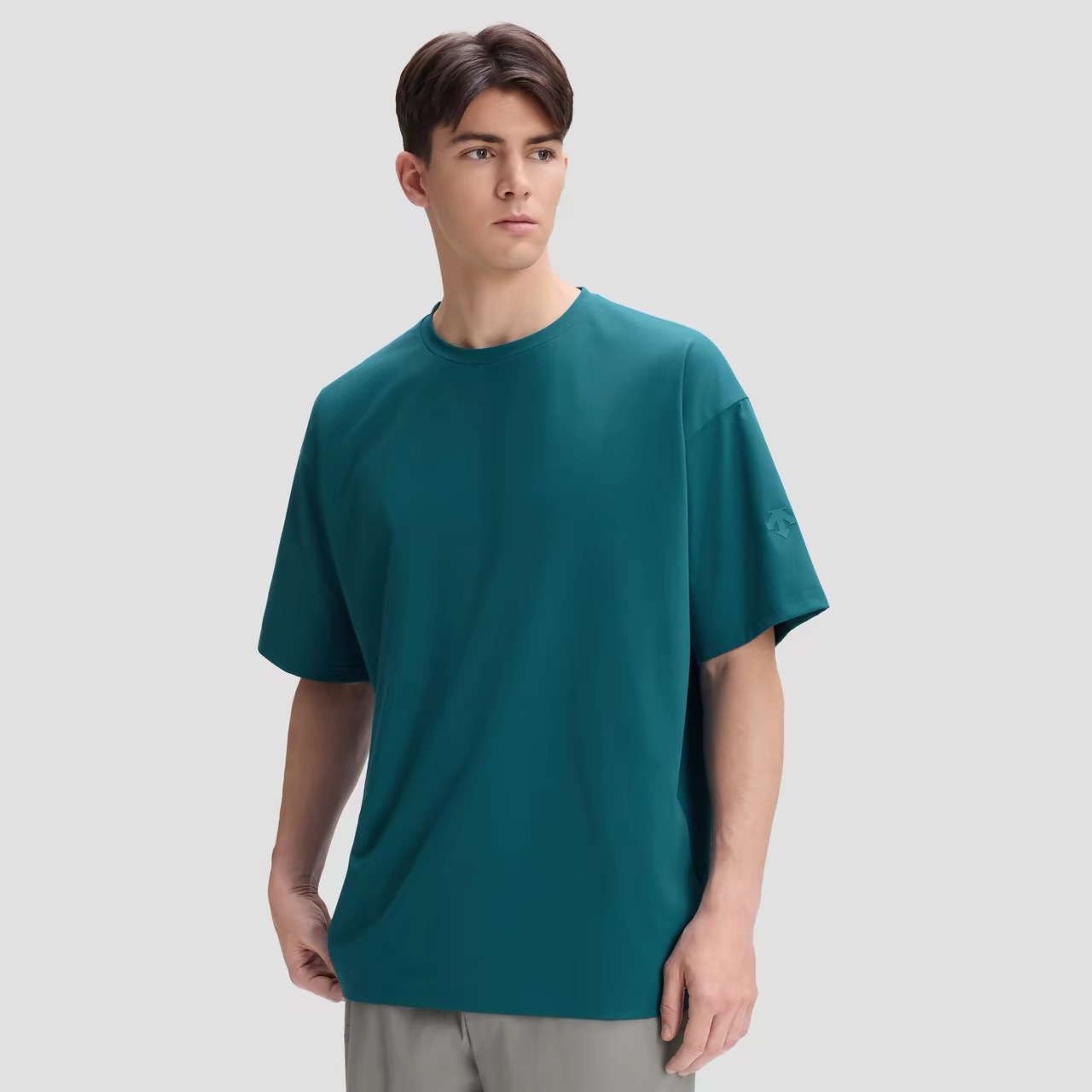 Alternative view of T-Shirt 08653