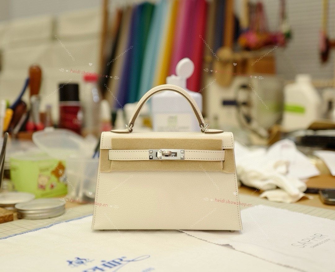 Hermes Kelly Bolsas Sacos de corpo cruzado & Ombro Branco Hardware Prata Pele de cabra carneiro Mini