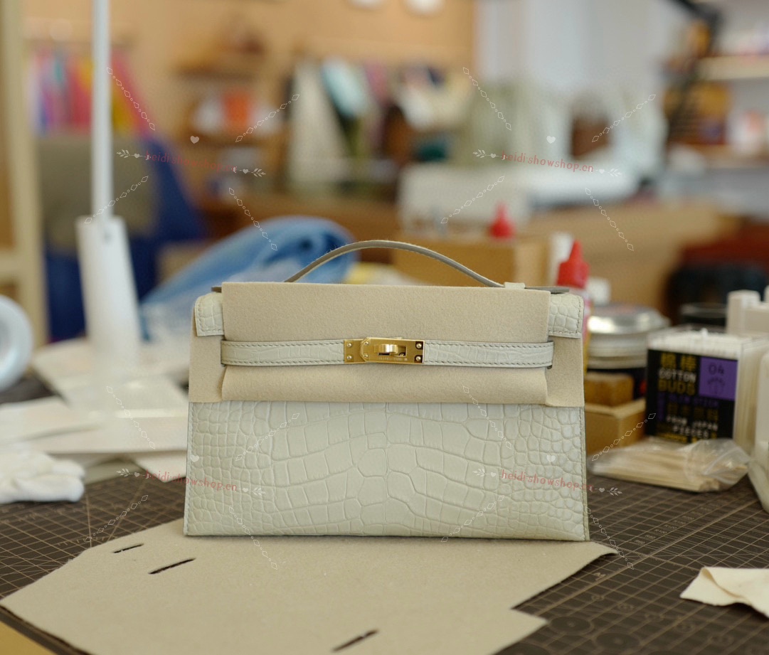 Hermes Kelly Bolsas Sacos de corpo cruzado & Ombro Branco Hardware Dourado Pochette Mini