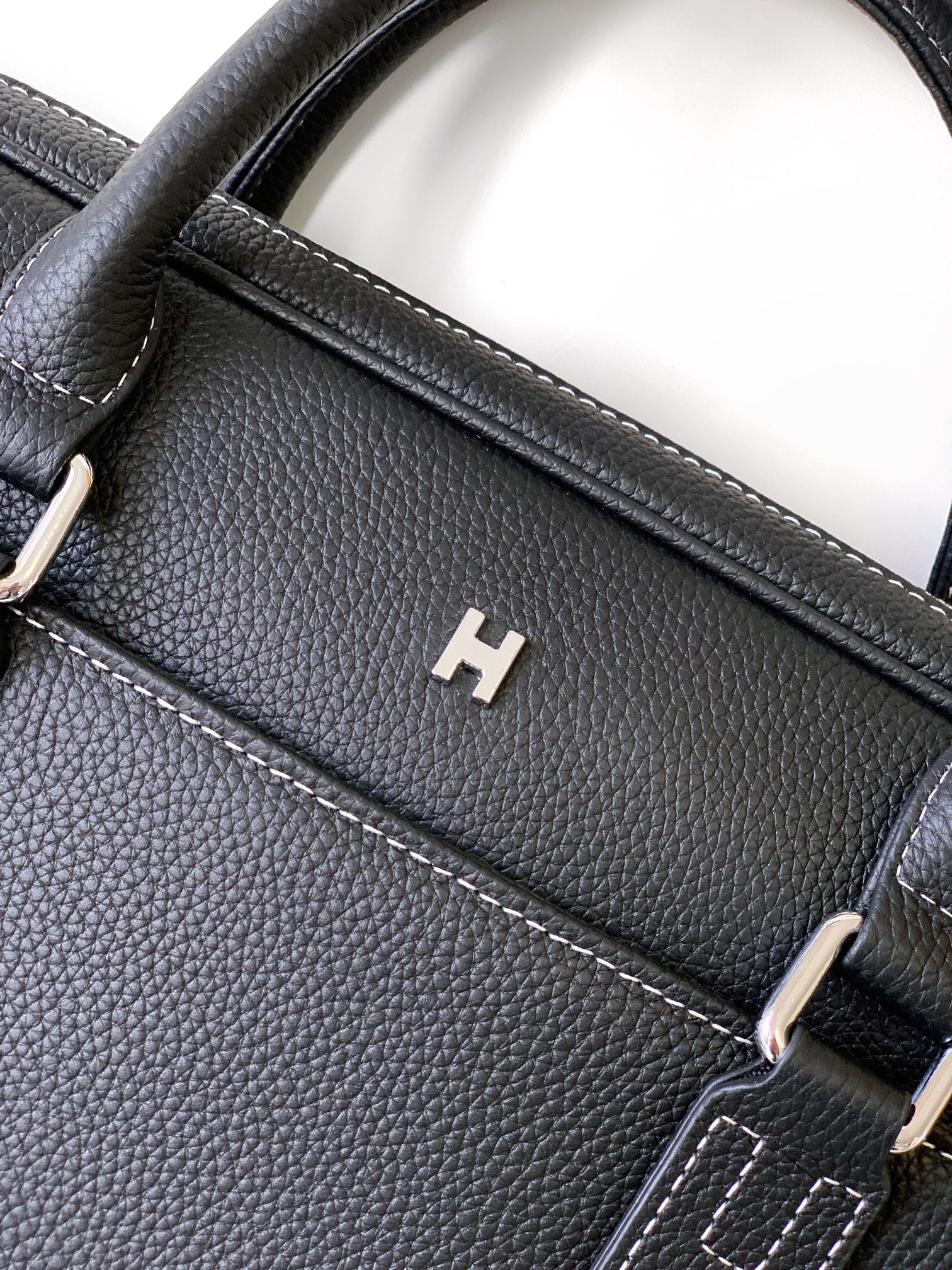 Givenchy 公文包型号：7046-1黑色# 货爱玛意大利专用头层牛皮 手感 柔软细腻 质感高端有档次