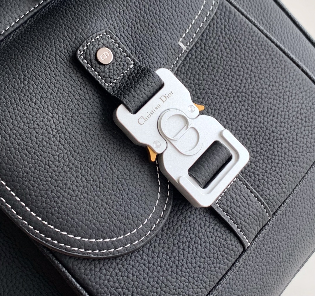 Givenchy 型号：200#全头层牛皮 货 休闲 双肩背包 高端 有品味 专用高端防水布配头层牛皮