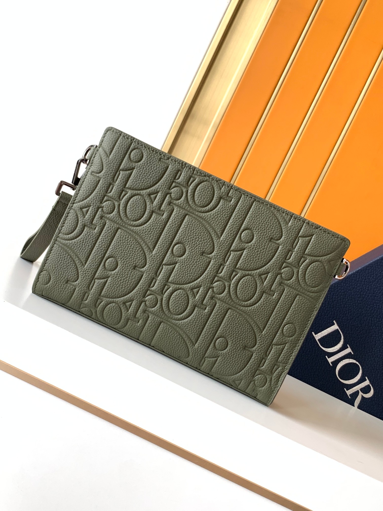 Dior 手包型号： 483#全皮绿 货 休闲 手拿包流行款 高端 有品味 专用高端头层牛皮