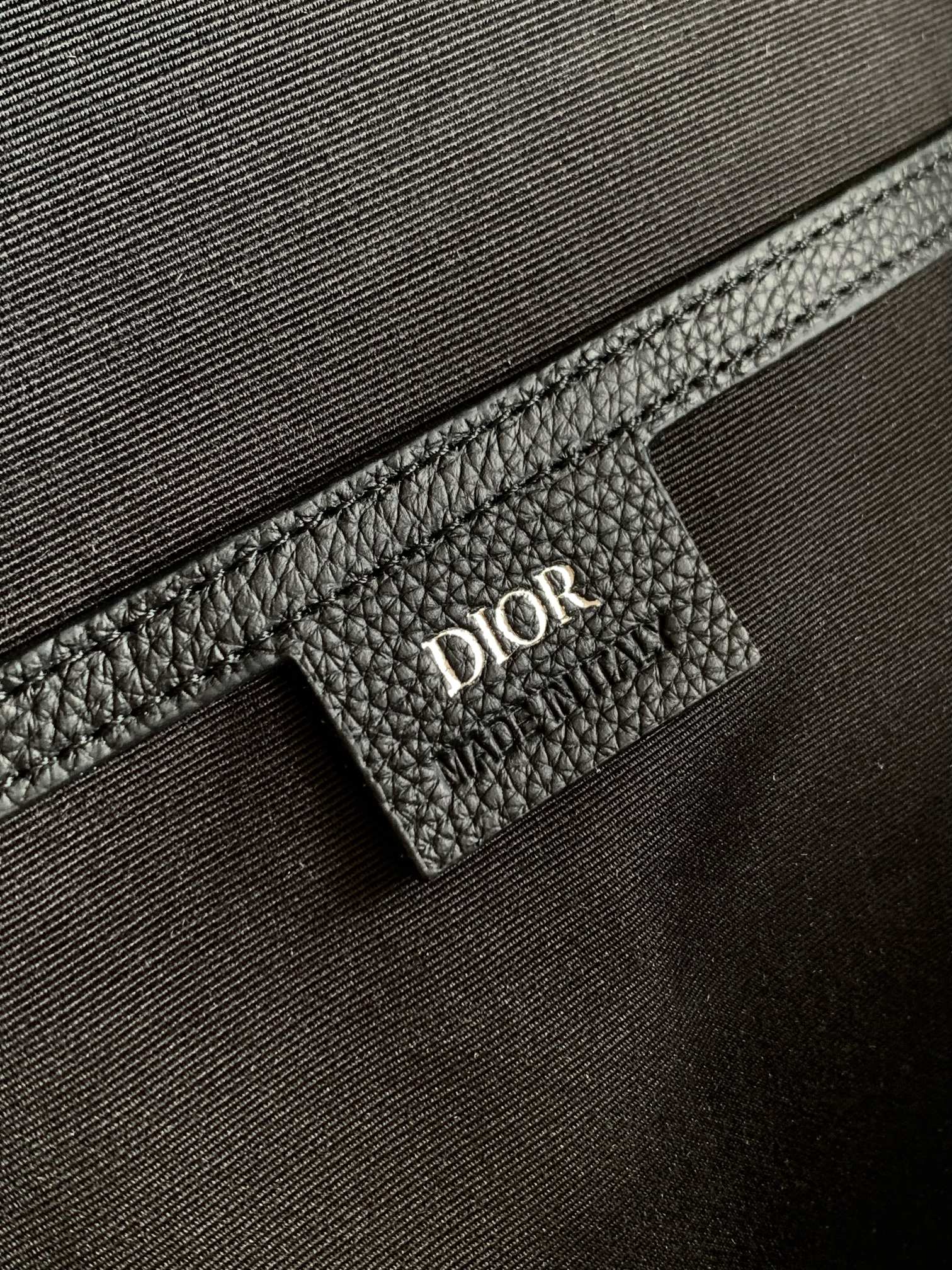 Givenchy 双肩背包型号：212#蓝D 货 休闲 双肩背包 高端 有品味 专用高端防水布配头层牛皮