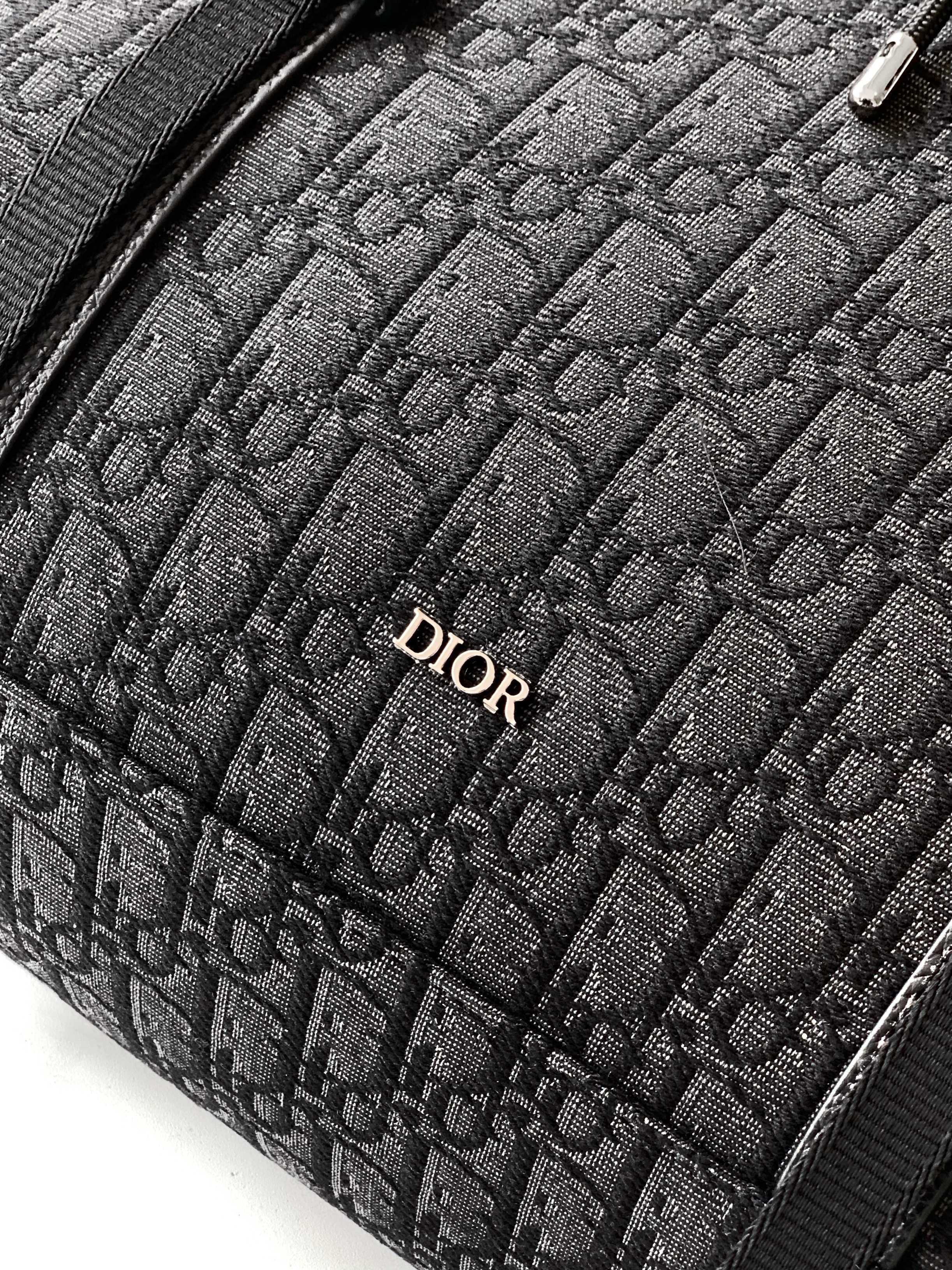 Dsquared2 双肩背包 D205黑D Dior-迪奥