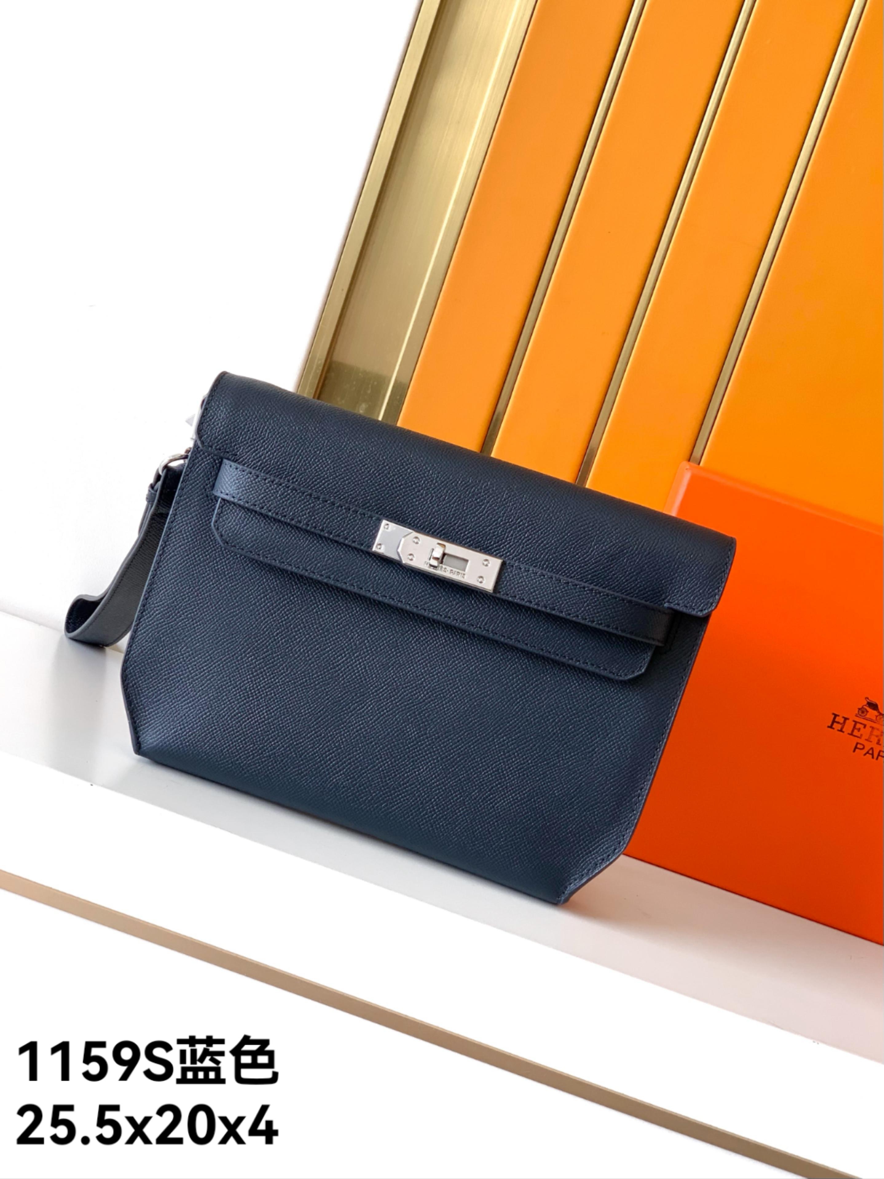 Loewe 手包型号：1159S#蓝色 货爱玛意大利专用手撑纹头层牛皮 手感 柔软细腻
