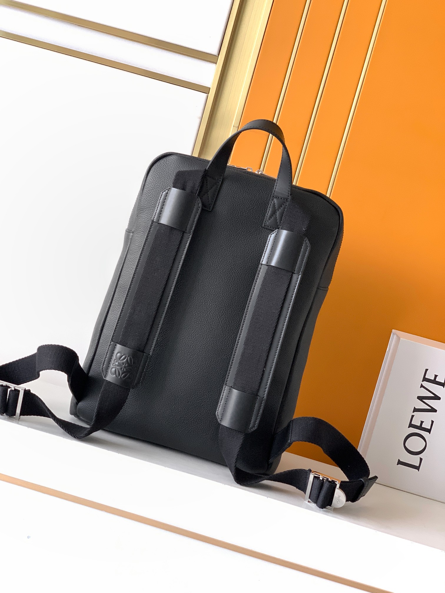 Loewe Goya Black leather 30x39x12cm everyday