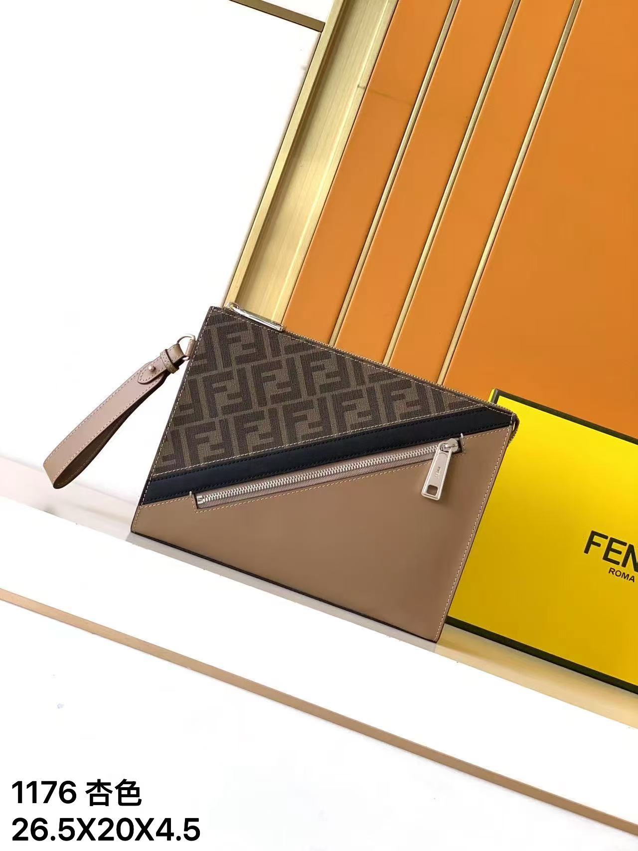 Fendi 手包型号： 1176#杏色 货 休闲 手拿包流行款 高端 有品味 专用高端头层牛皮