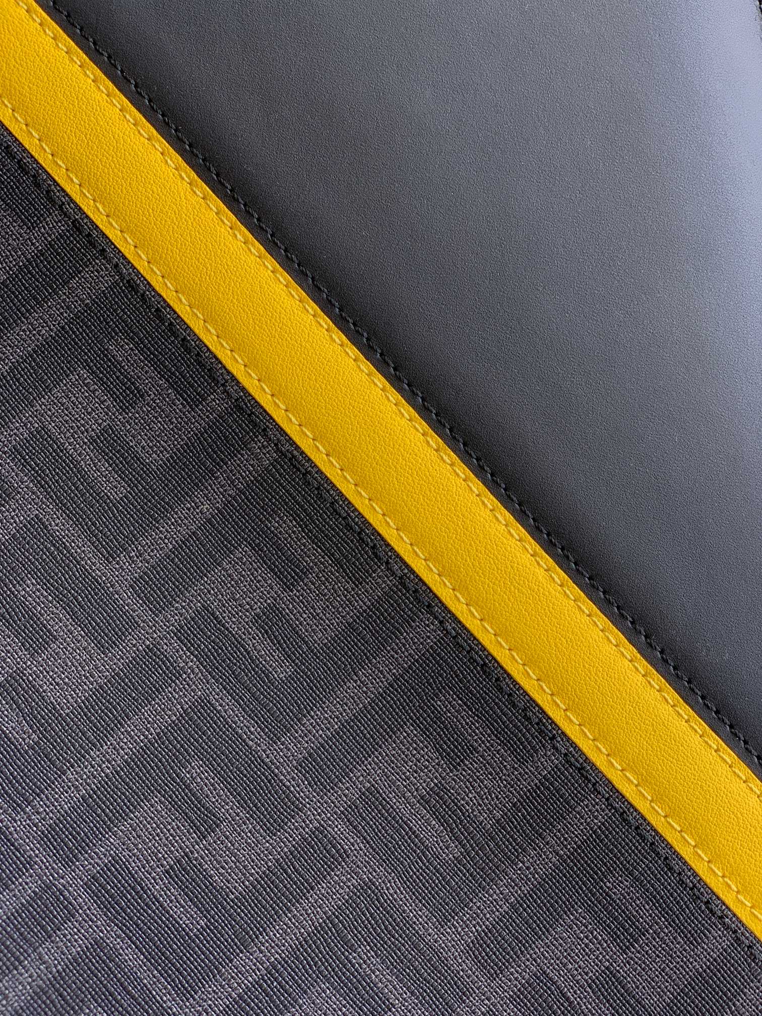 Fendi 手包型号： 1177#黑色 货 休闲 手拿包流行款 高端 有品味 专用高端头层牛皮