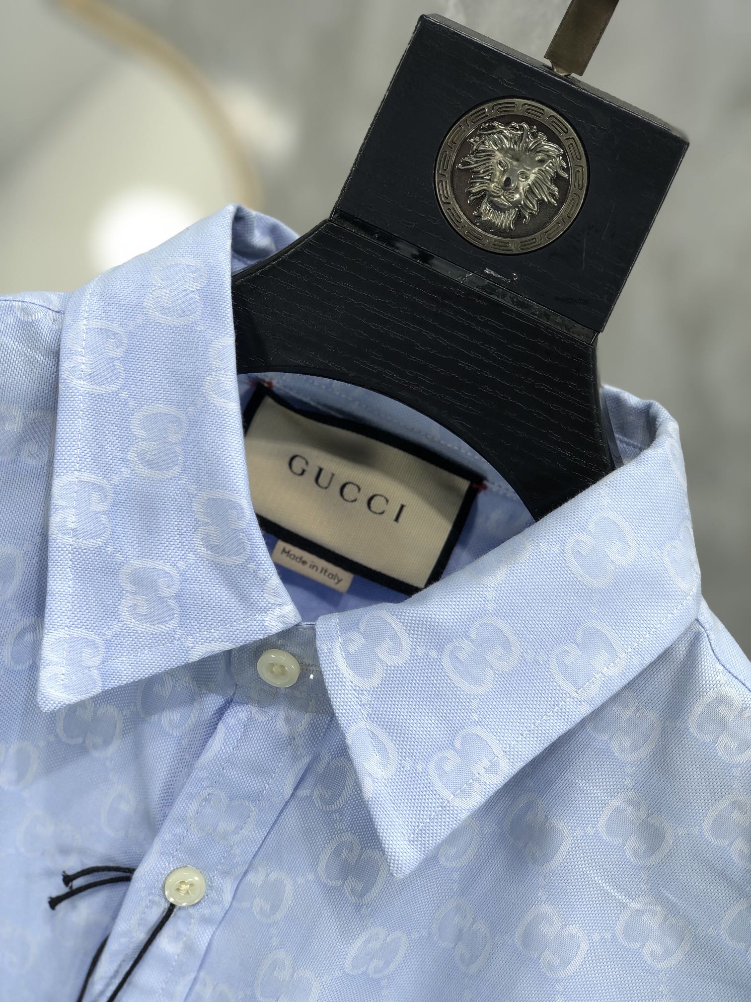 Gucci2024新款GGSuPreme图案为整个设计注入典藏气息印花图案精巧演绛现代风尚原版面料这款浅