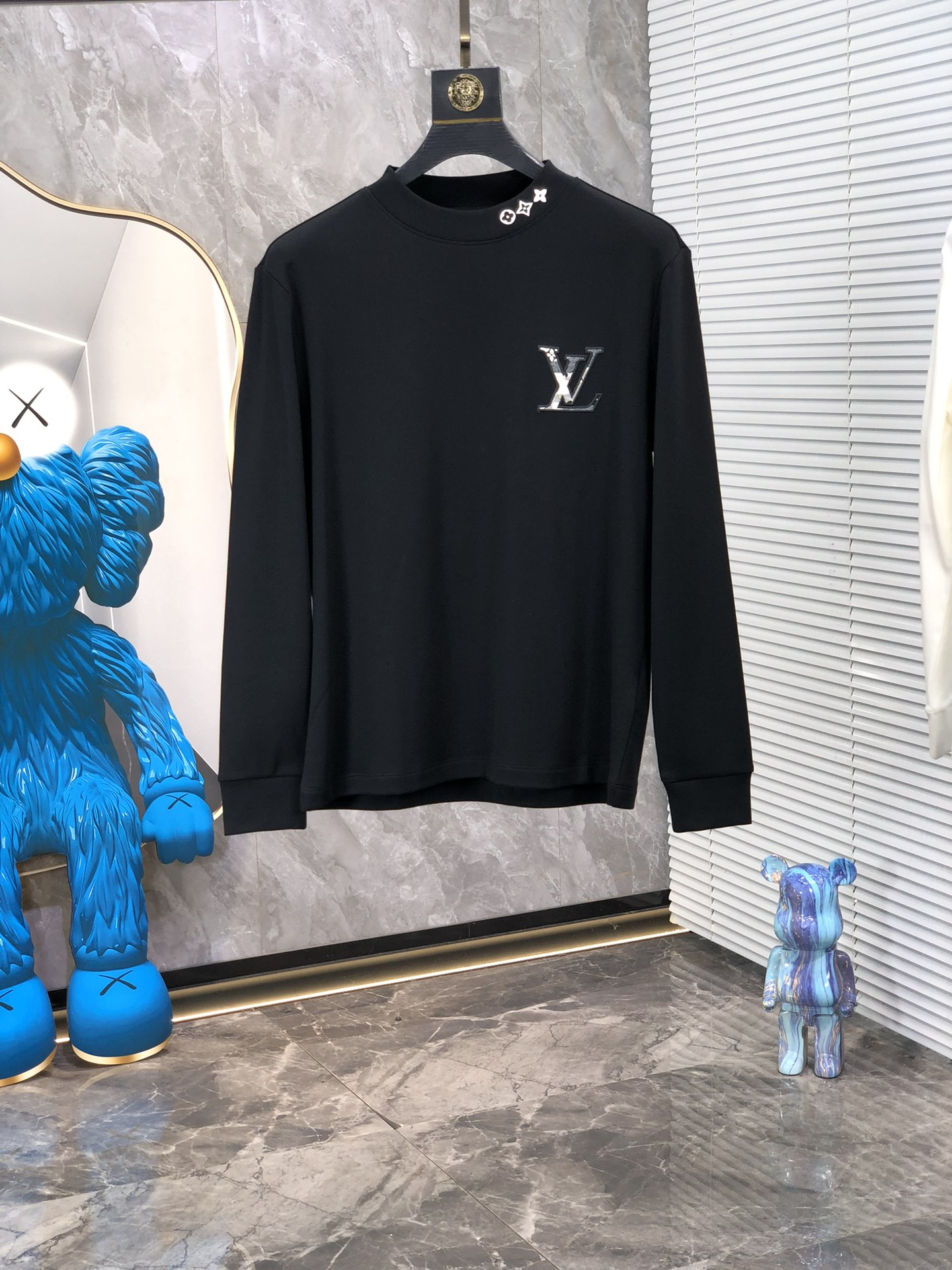  。Lv。高端品质 秋冬新品打底卫衣
采用24年🔥🔥🔥克重300g人棉 b质量杠杠的          