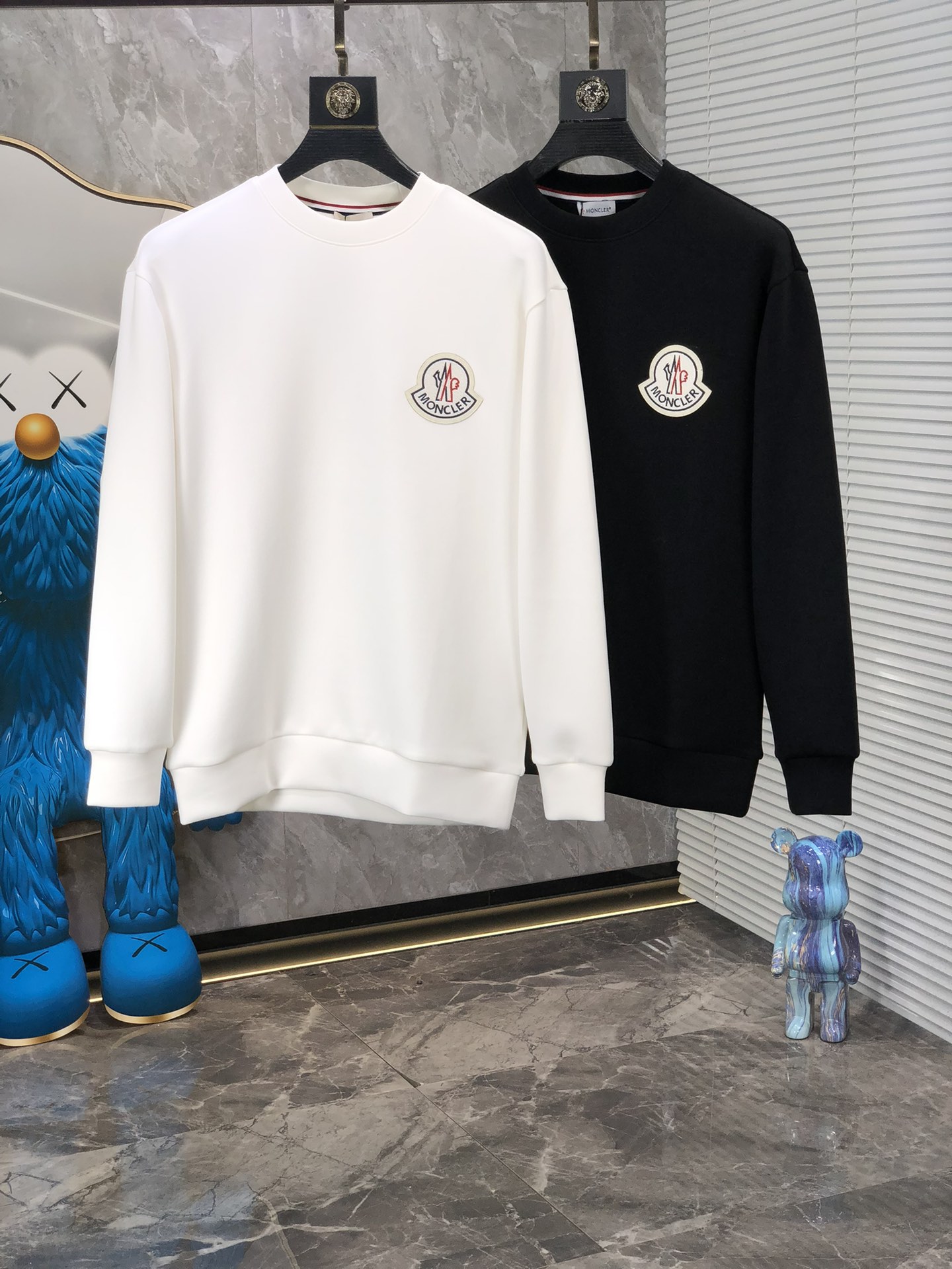 。蒙口。秋冬高端定制。 最新卫衣，高端精致且不浮夸，b时尚休闲圆领款，定制太空卫衣纯棉！科技面料，定制