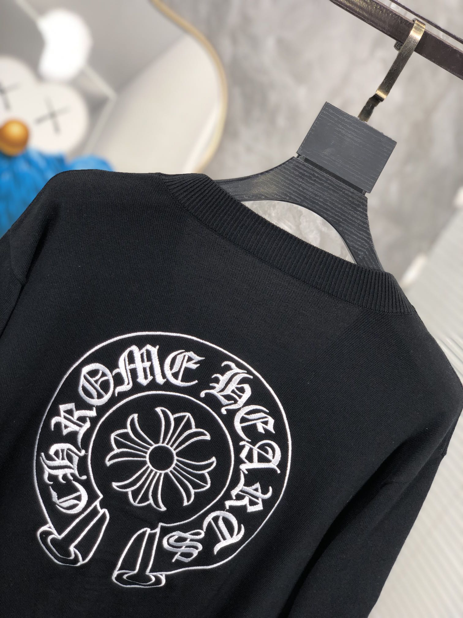       。 。克罗心。24秋冬新款针织羊毛衫，专柜同步发售！定制专属羊毛🐑面料，从容百搭，档次极高，
