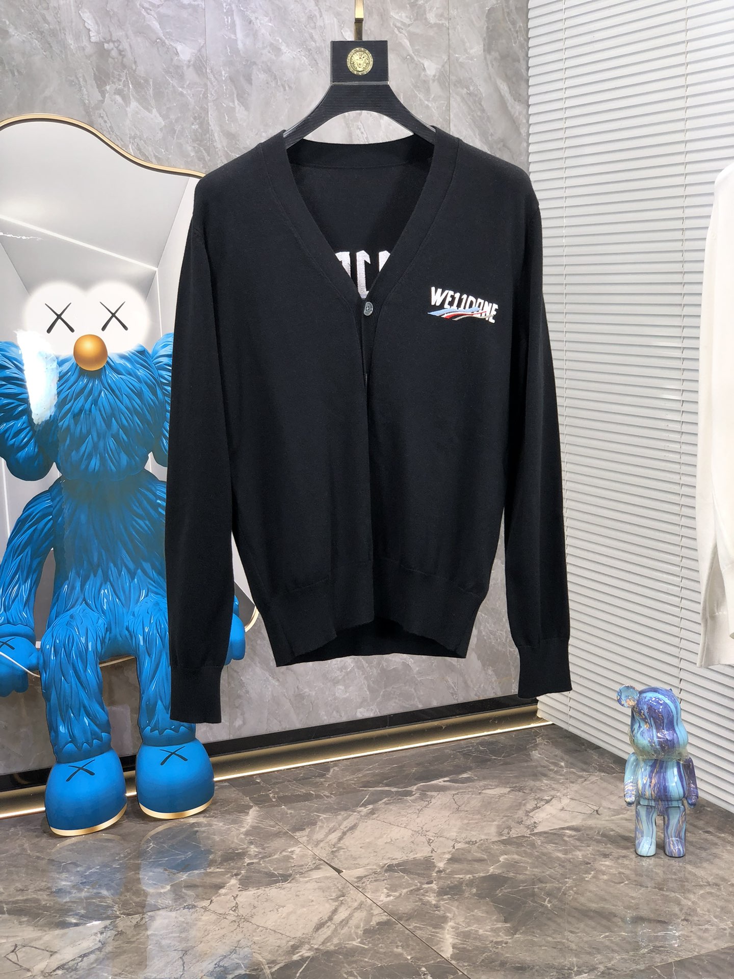       。 。w11。24秋冬新款针织羊毛衫，专柜同步发售！定制专属羊毛🐑面料，从容百搭，档次极高，