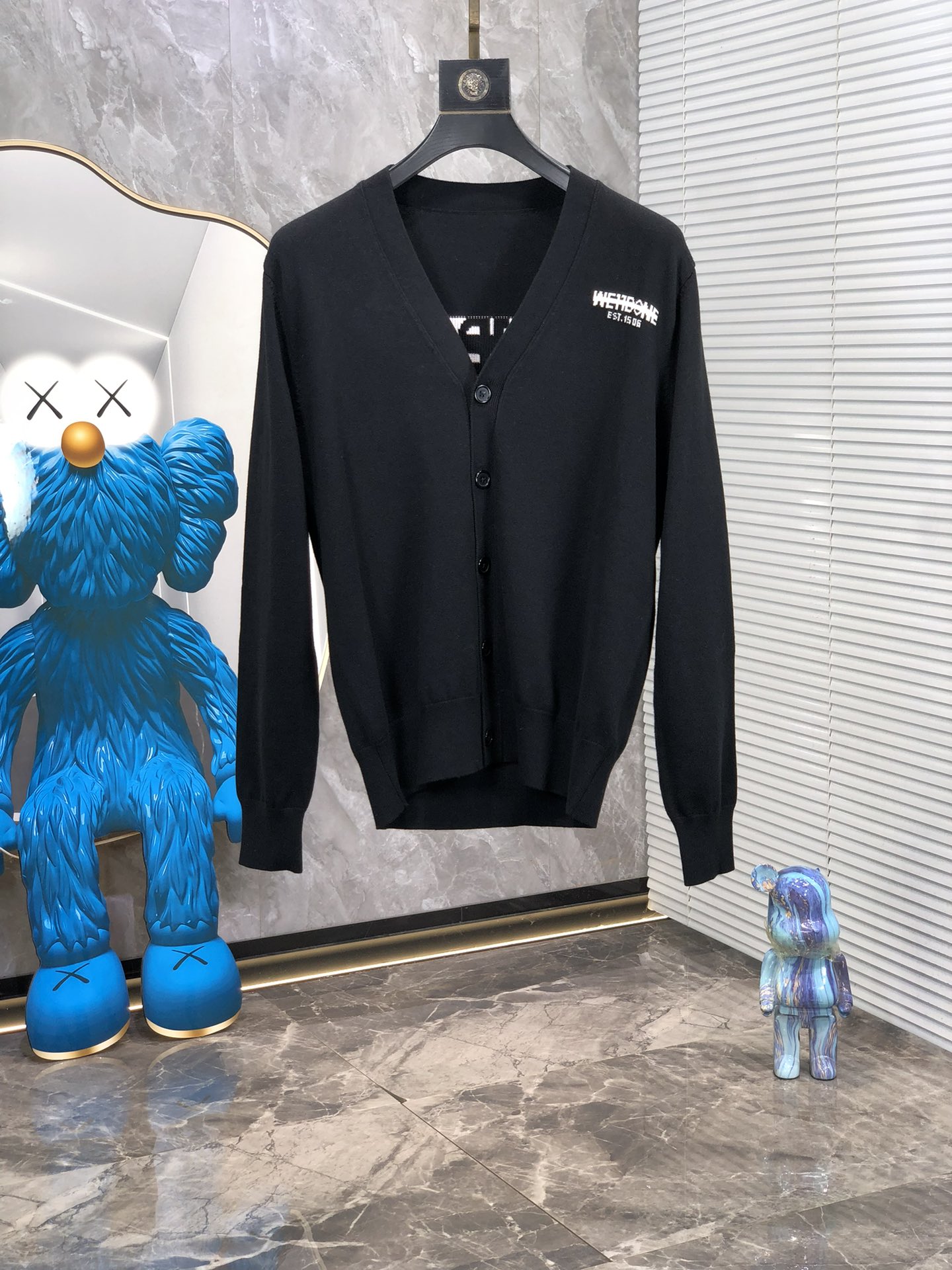       。 。w11。24秋冬新款针织羊毛衫，专柜同步发售！定制专属羊毛🐑面料，从容百搭，档次极高，