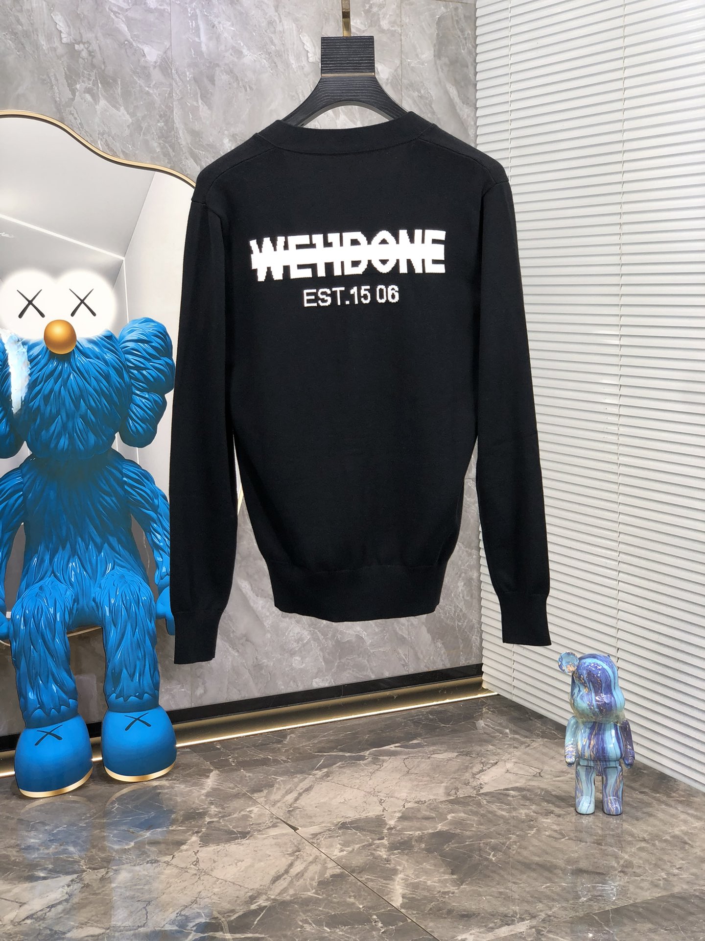       。 。w11。24秋冬新款针织羊毛衫，专柜同步发售！定制专属羊毛🐑面料，从容百搭，档次极高，