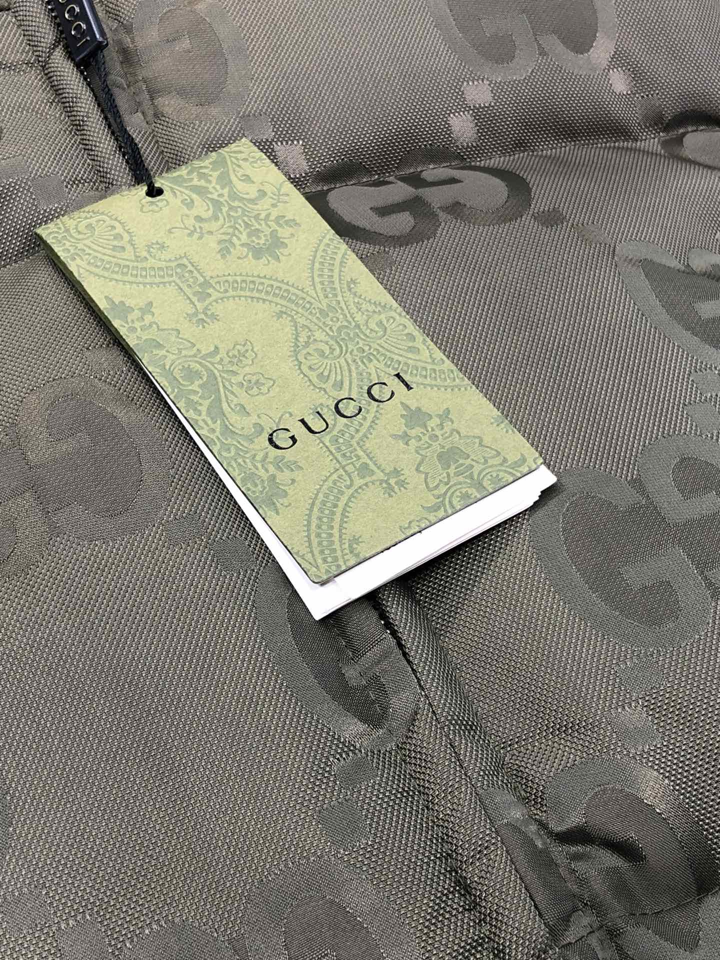 Gucci2024秋冬新款羽绒服原版1:1订制五金配件全进口原版定制欢迎专柜对比绝对的高品质采用顶级95