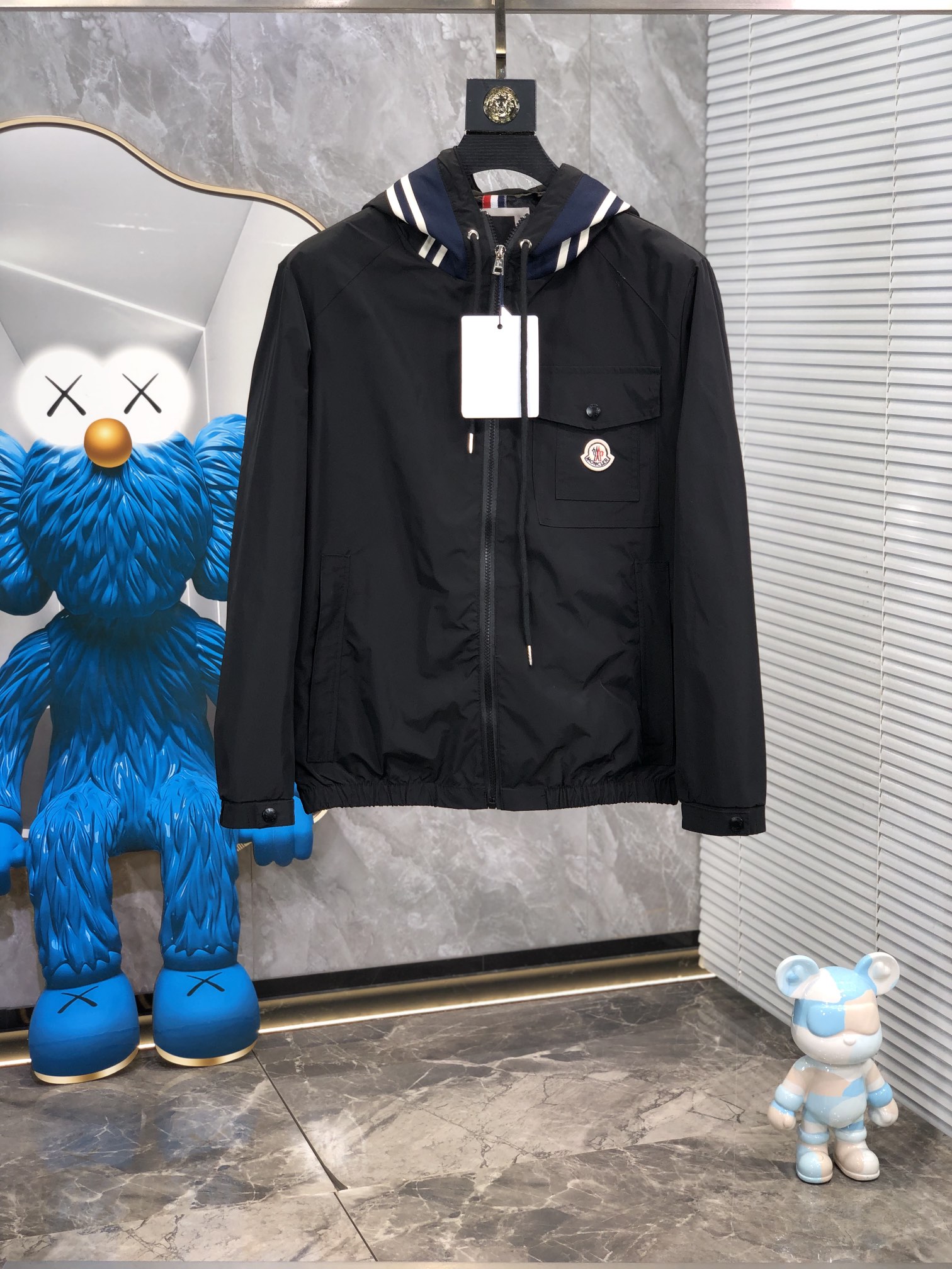 NO:118164,. . . . . . . . . 25SS early spring counter new hooded jacket jacket, original customization of counter, high-end customer-supplied nylon fabric 1f custom hardware accessories, new models are released simultaneously on the counter, simple, comfortable and breathable, new products must-have single product size M-3XLm wear 175/130 catties, Moncler, jackets & coats, jackets & coats, hats, alexander wang19860909. .蒙口.25SS早春专柜新款连帽夹克外套 专柜原版定制 高档客供尼龙面料 1f定制五金配件 柜台同步发售新款 简单舒适透气 新品必入单品尺码M-3XLm穿175/130斤,,Moncler,jackets & coats,jackets & coats,hats,alexander wang,Men's clothing