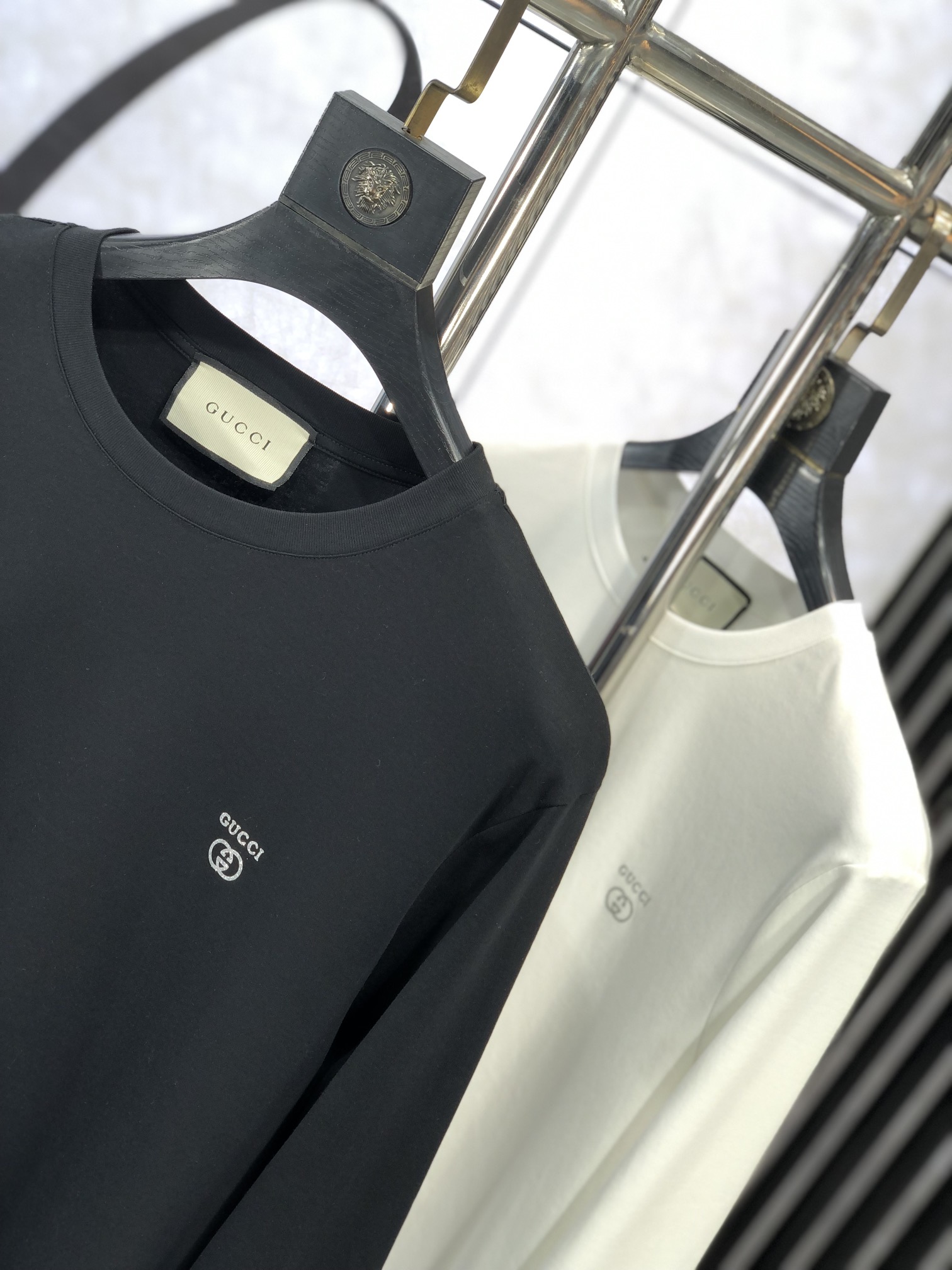 。Gucci。高端品质 秋冬新品打底卫衣
采用24年🔥🔥🔥克重300g人棉 3质量杠杠的        