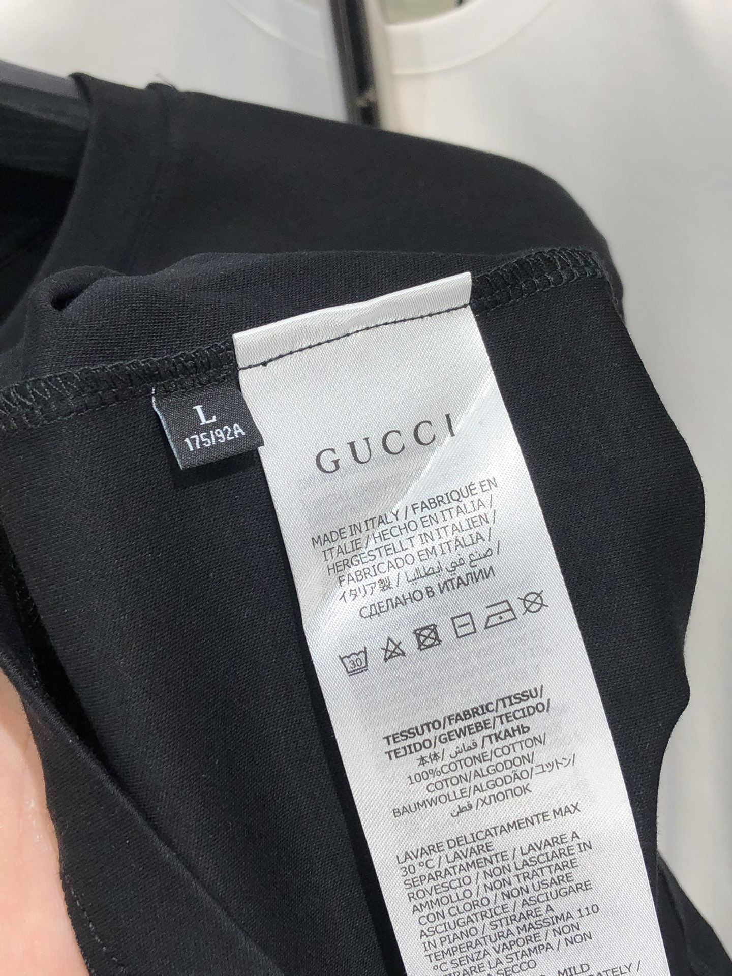 。Gucci。高端品质 秋冬新品打底卫衣
采用24年🔥🔥🔥克重300g人棉 3质量杠杠的        