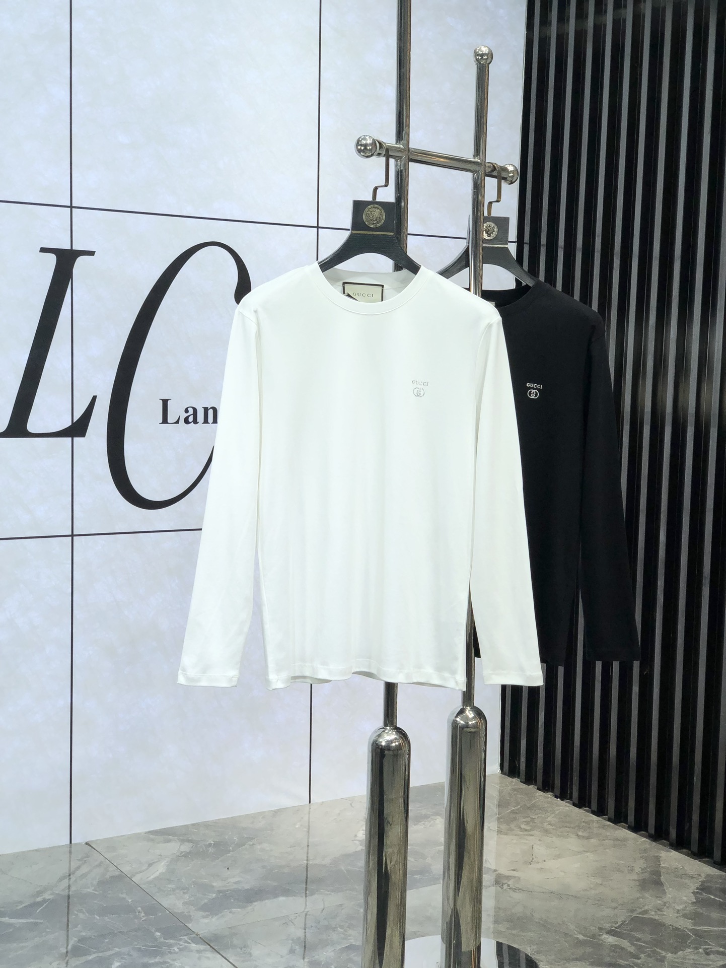 。Gucci。高端品质 秋冬新品打底卫衣
采用24年🔥🔥🔥克重300g人棉 3质量杠杠的        