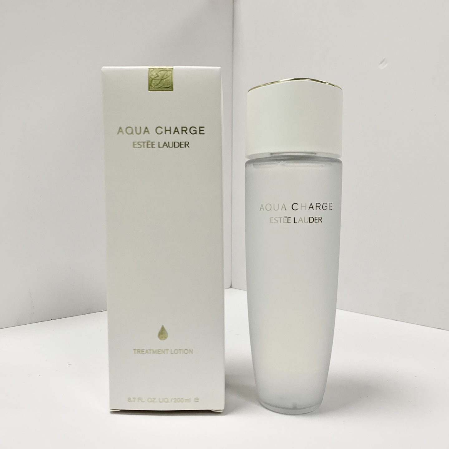 32! Nueva agua autohidratante Estée Lauder 200ml🔜Foto real📷Disponible❗️Código A35! Nueva serie de cuidado de la piel …