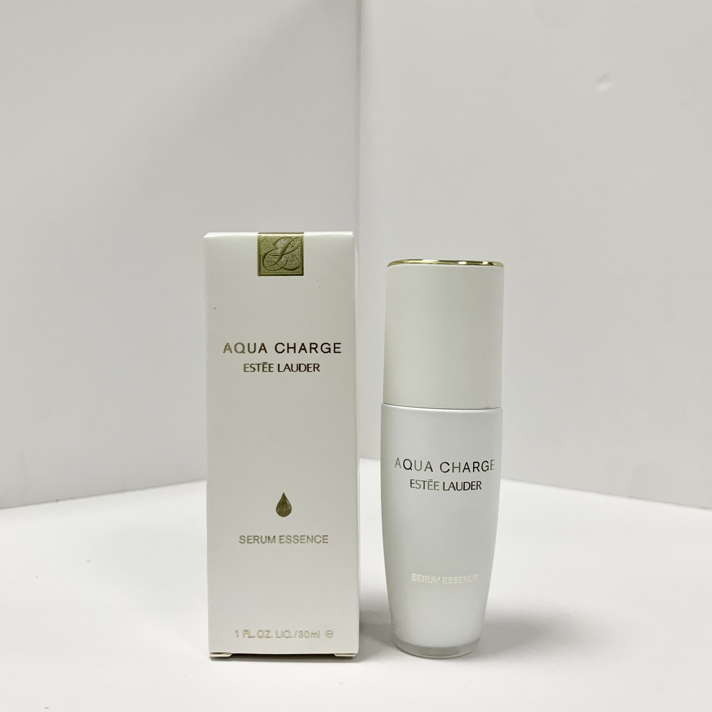 32! Nueva esencia autohidratante Estée Lauder 30ml🔜Foto real📷Disponible❗️Código A35! Nueva serie de cuidado de la pie…