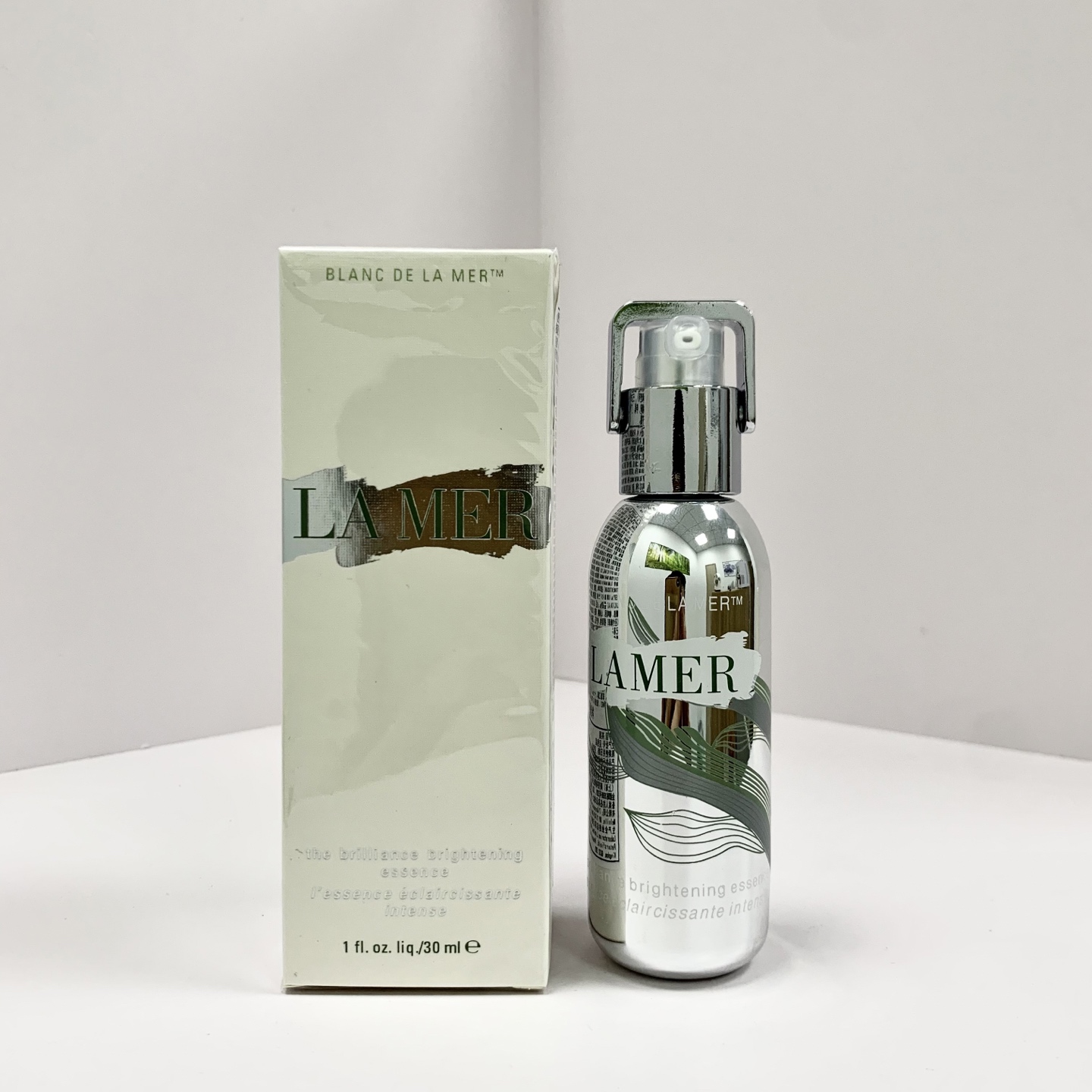 30! (Order note: La Mer Brightening Essence) La Mer The Brightening Essence 30ml🔜 real photo📸 in stock❗️ Whitening, f…