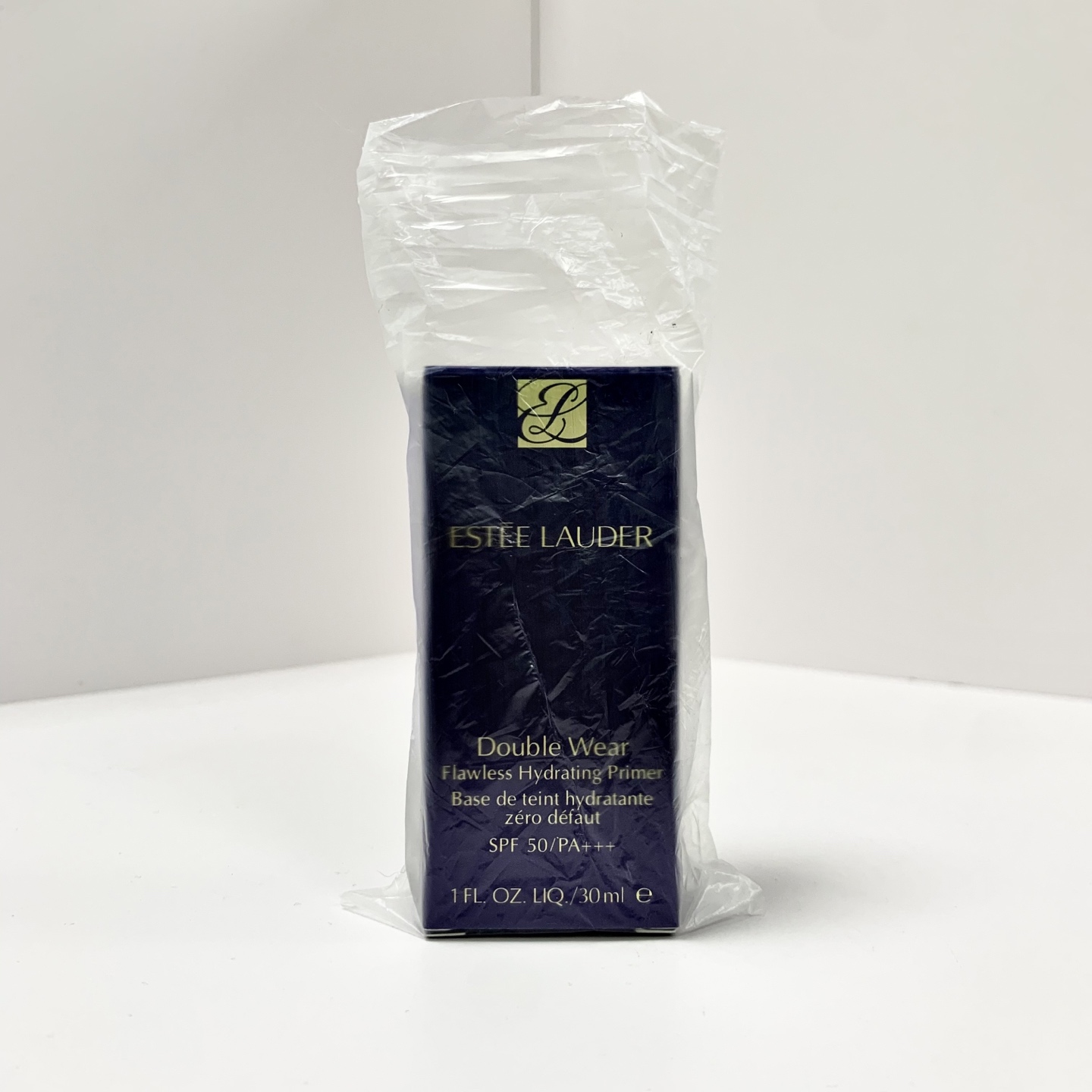 ✨40包
雅诗兰黛紫色隔离30ml！功效：干皮天菜！Double Wear系列同款保湿科技，防晒+妆前打底+抗暗沉三效合一，后续上粉底超服帖。
💡适合：大干皮、秋冬季节或空调房使用。
