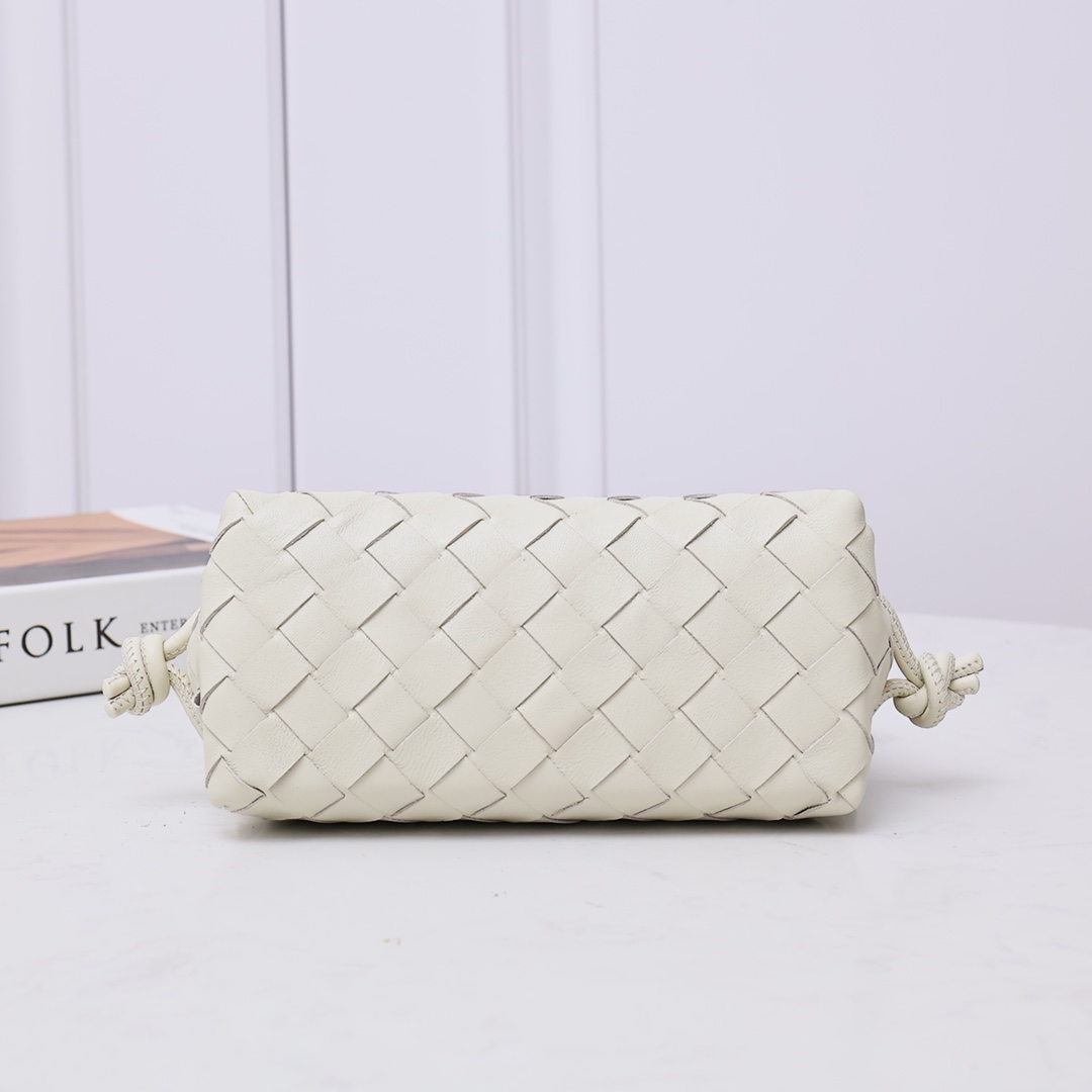 Bottega Veneta Style Crossbody Bag Bags Crossbody Bag detail image 3 from source 771788