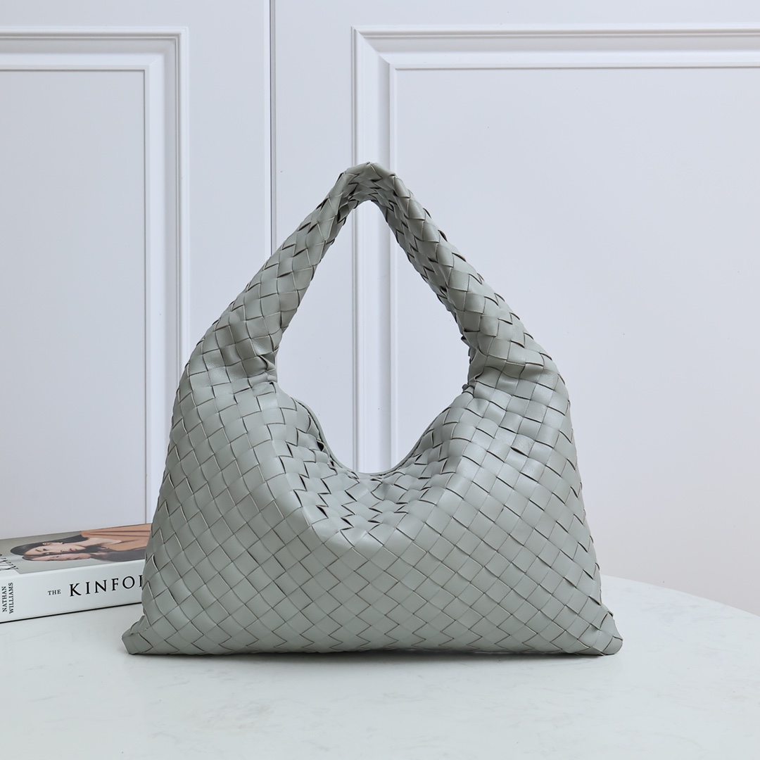 Bottega Veneta Intrecciato Handbag Shoulder Bag