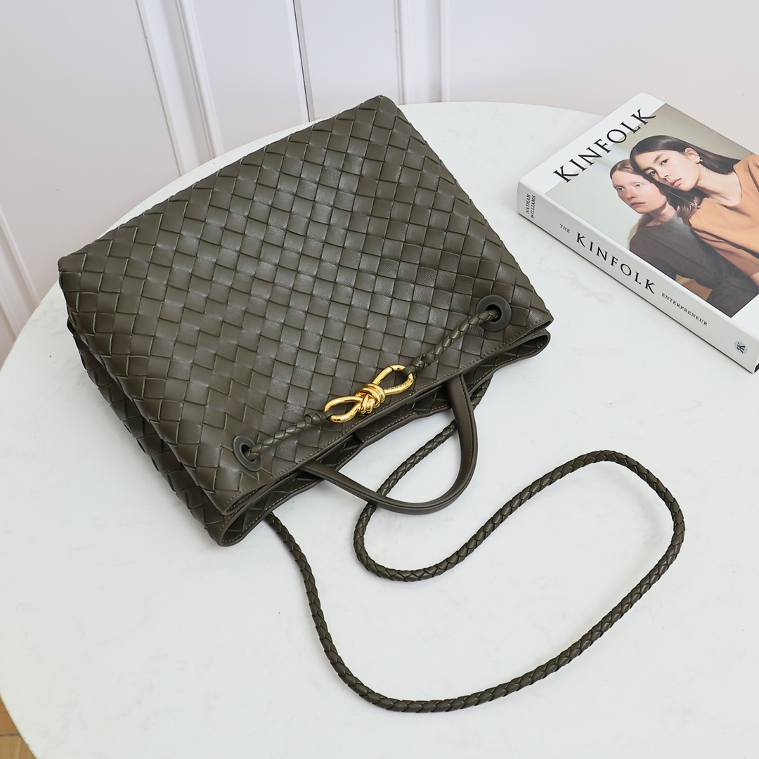 Bottega Veneta Style Beige Leather Top Handle Bag Bags Top Handle Bag detail image 5 from source 765998