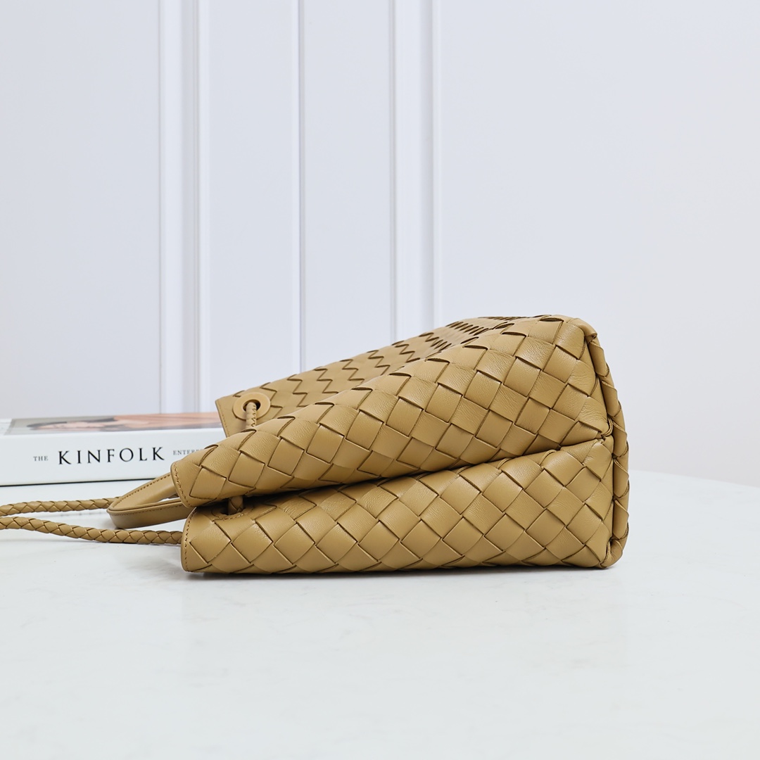Bottega Veneta Style Brown Leather Top Handle Bag Bags Top Handle Bag detail image 3 from source 765999
