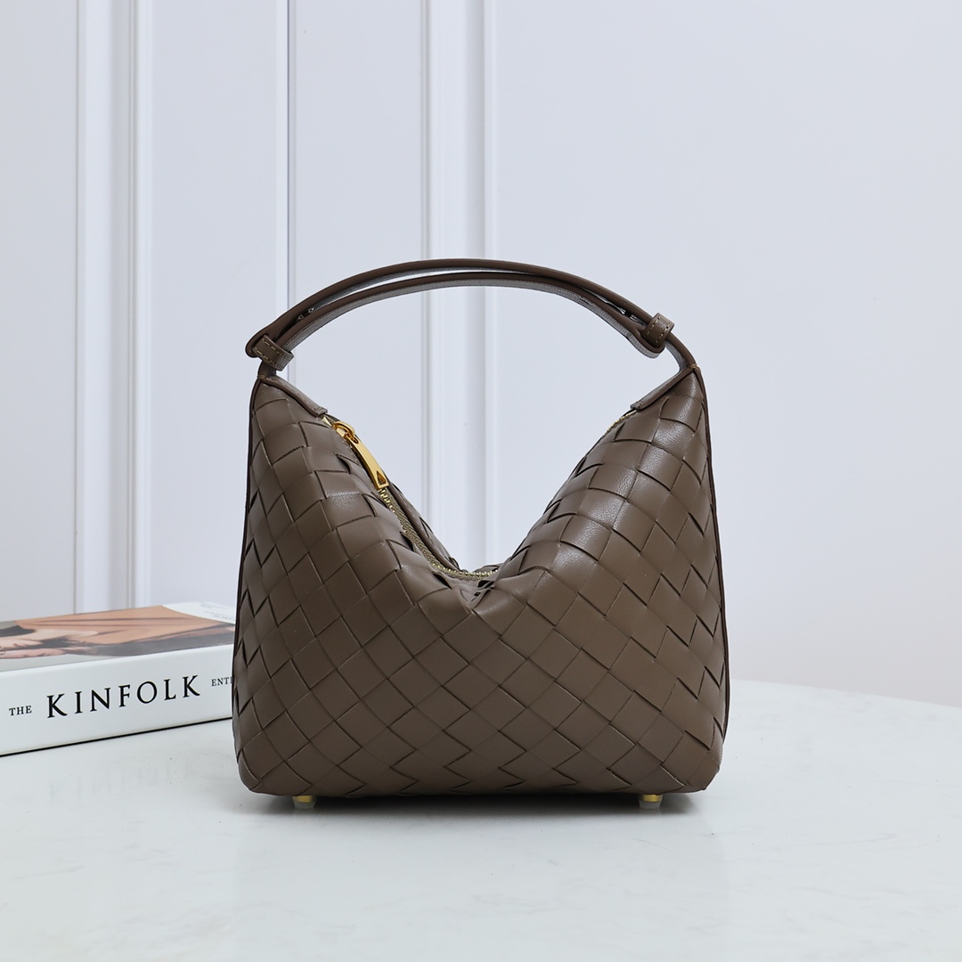 Bottega Veneta Wallace lunch box bag woven lambskin handbag underarm