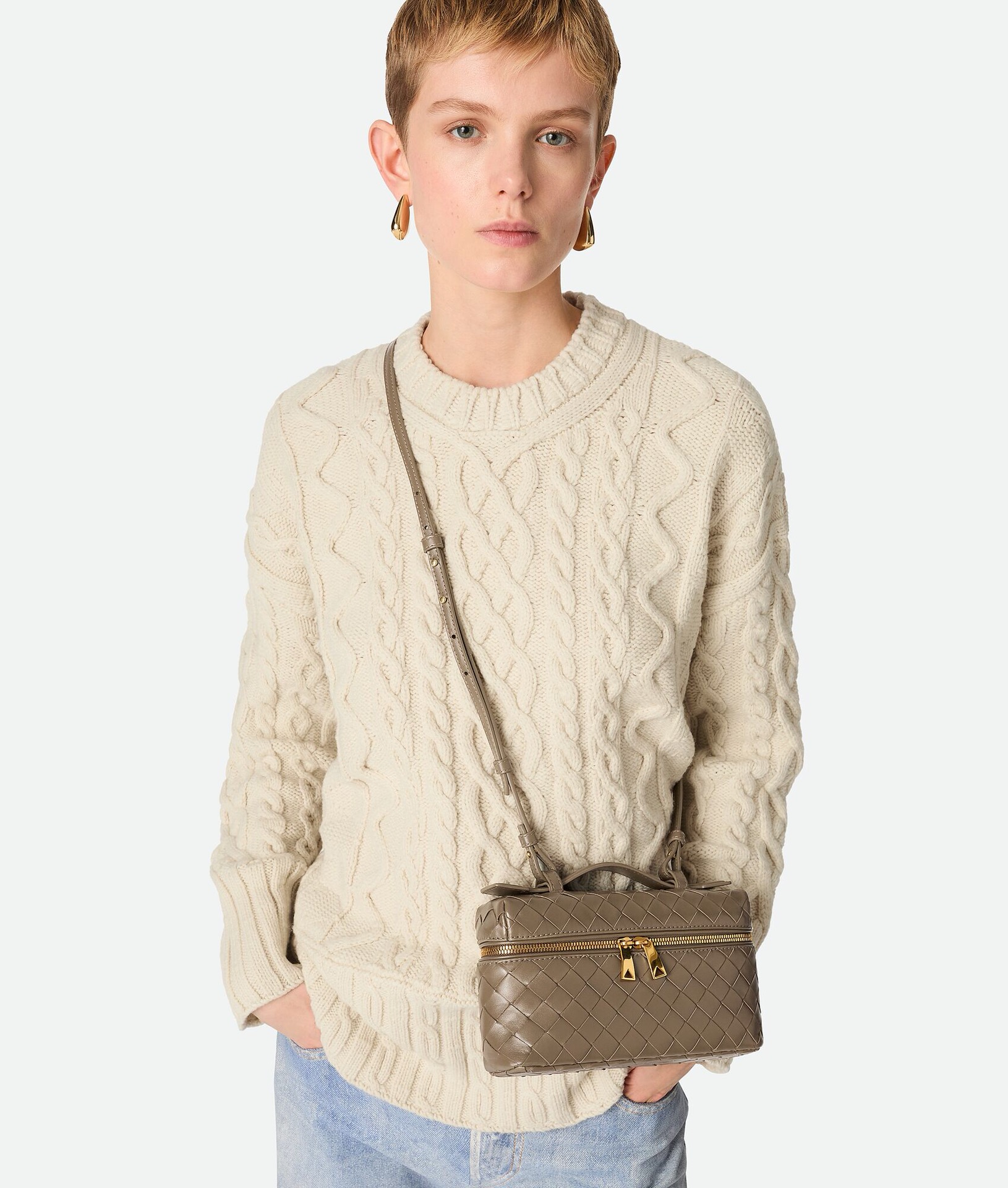 Bottega Veneta Style Brown Crossbody Bag Bags Crossbody Bag detail image 7 from source 765987