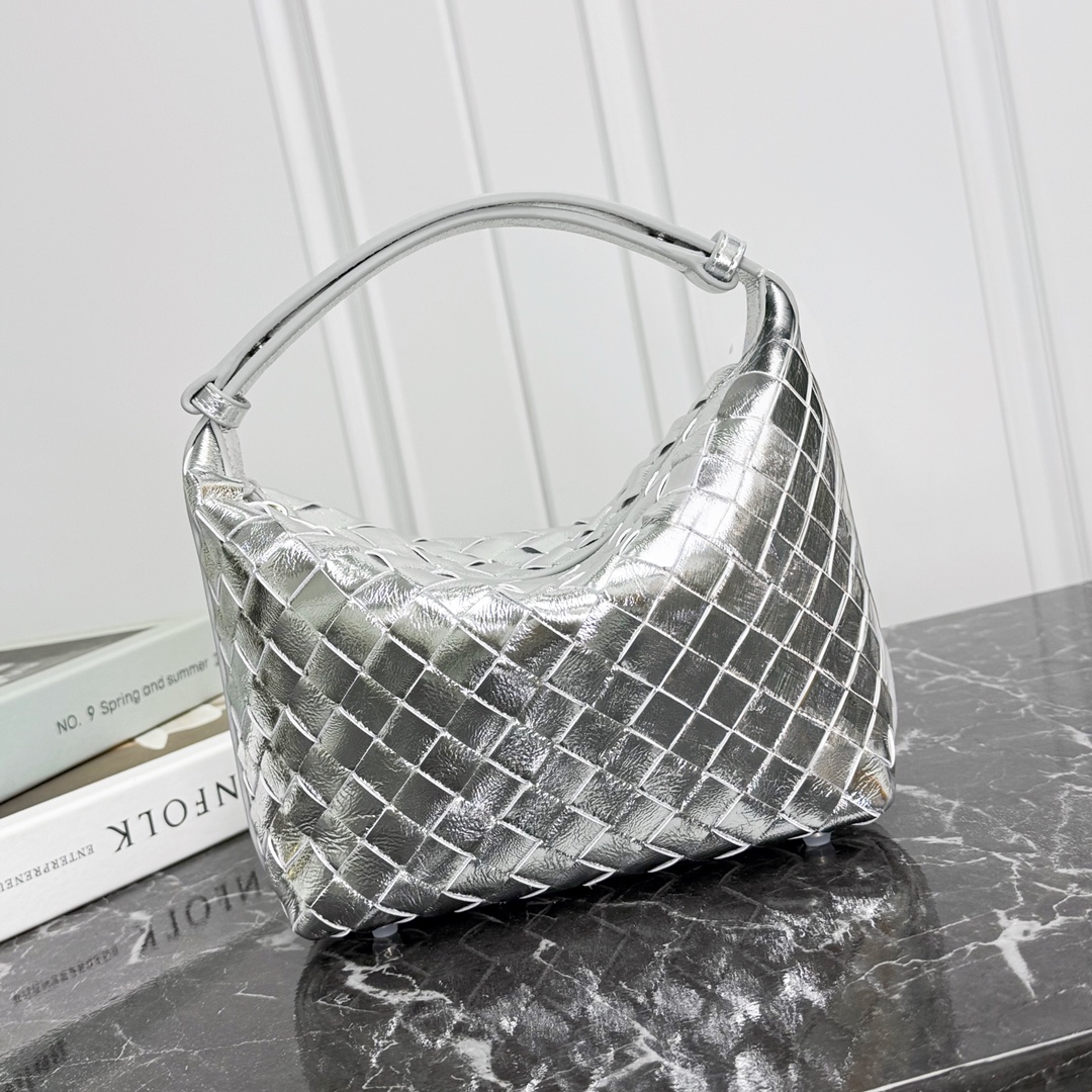 Bottega Veneta Wallace lunch box bag lambskin woven silver