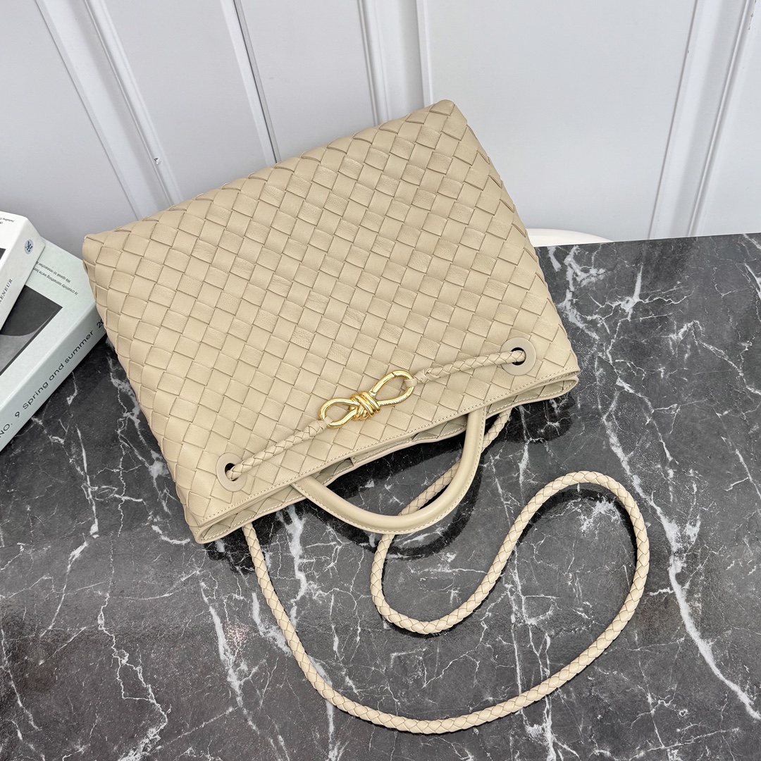 Bottega Veneta Style Beige Leather Top Handle Bag Bags Top Handle Bag detail image 5 from source 766001