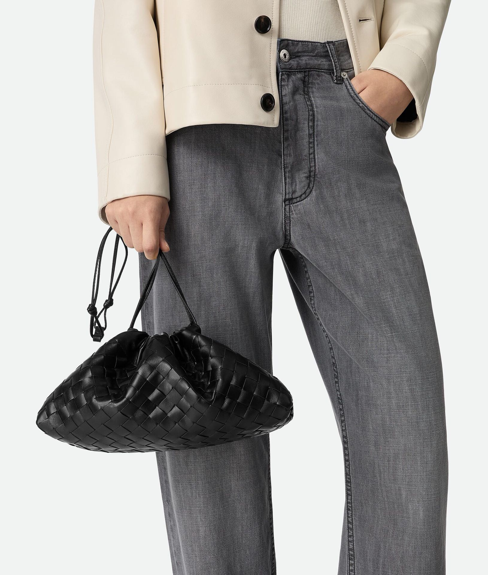 Bottega Veneta Style Black Nylon Shoulder Bag style reference detail image 8 from source 771798